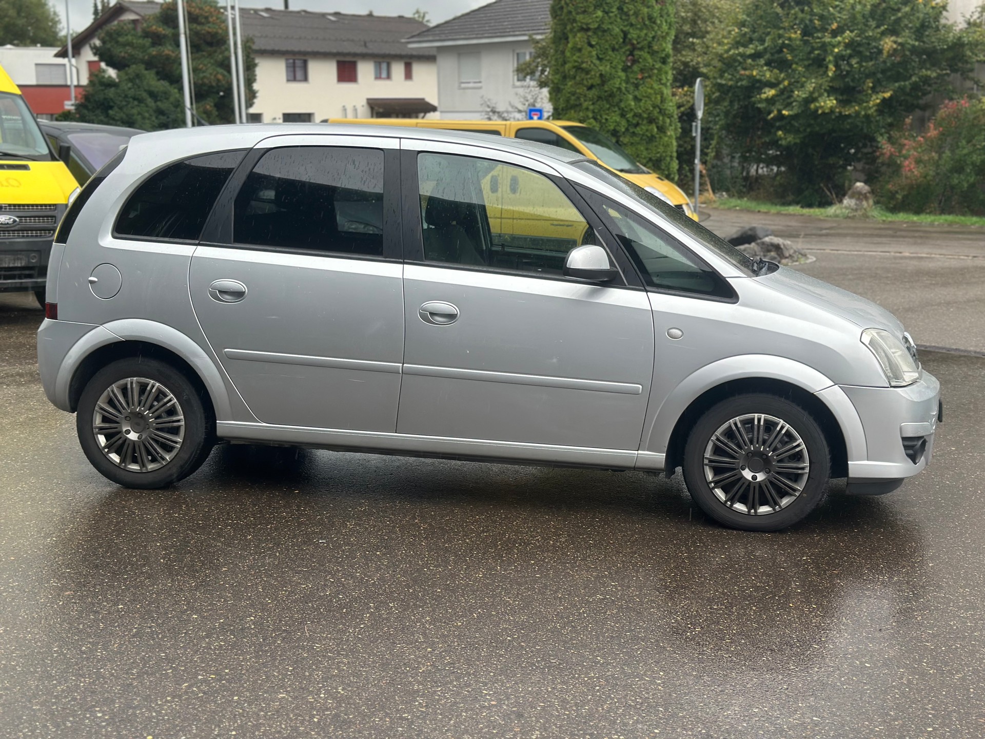 OPEL Meriva 1.8i 16V Cosmo-image-4