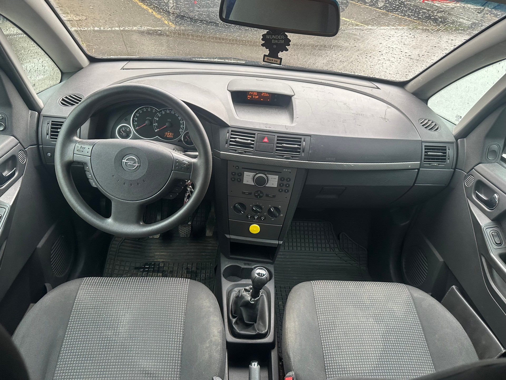 OPEL Meriva 1.8i 16V Cosmo-image-7