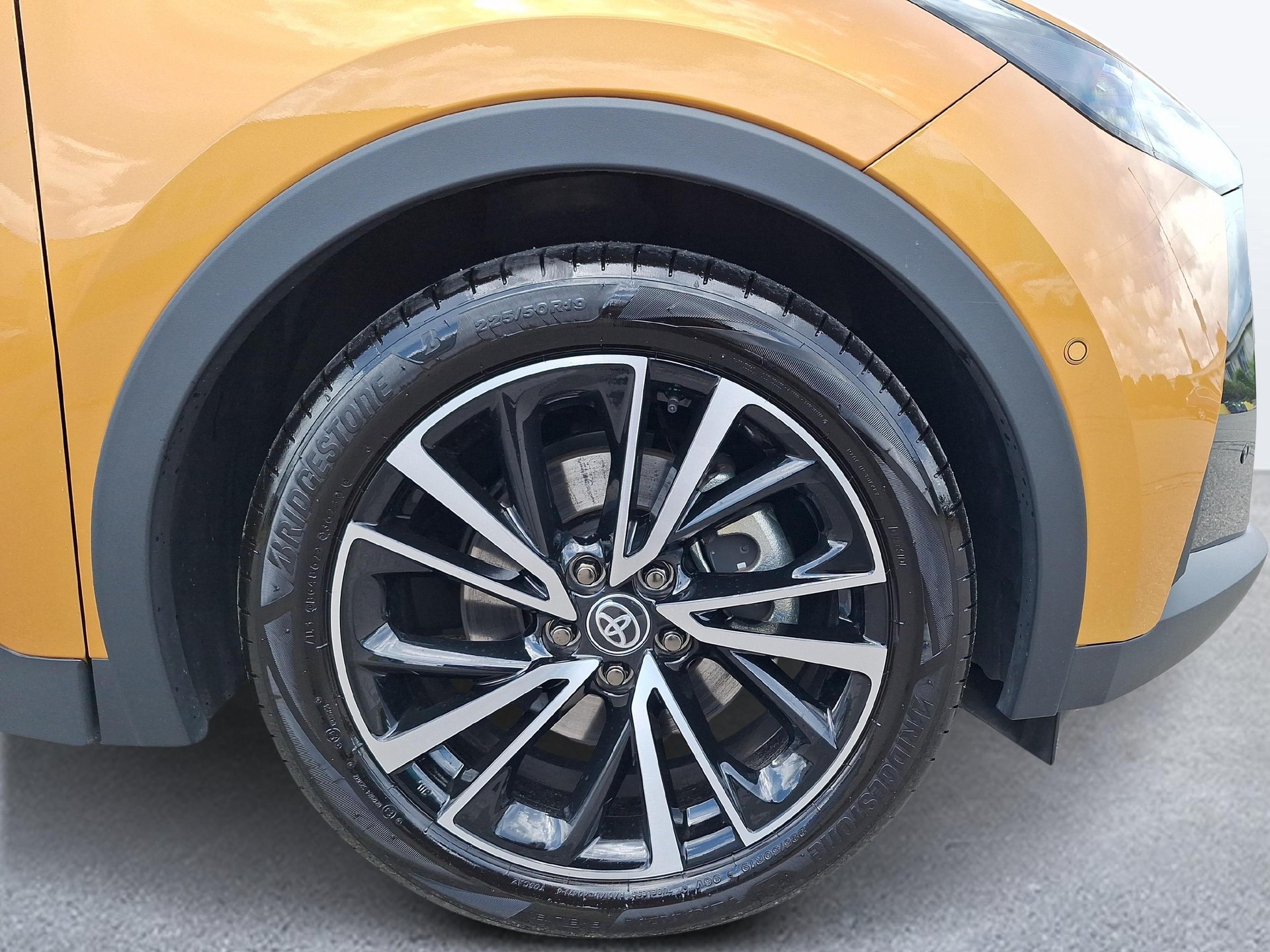 TOYOTA C-HR 2.0 HEV Style Premiere 4x4-image-15