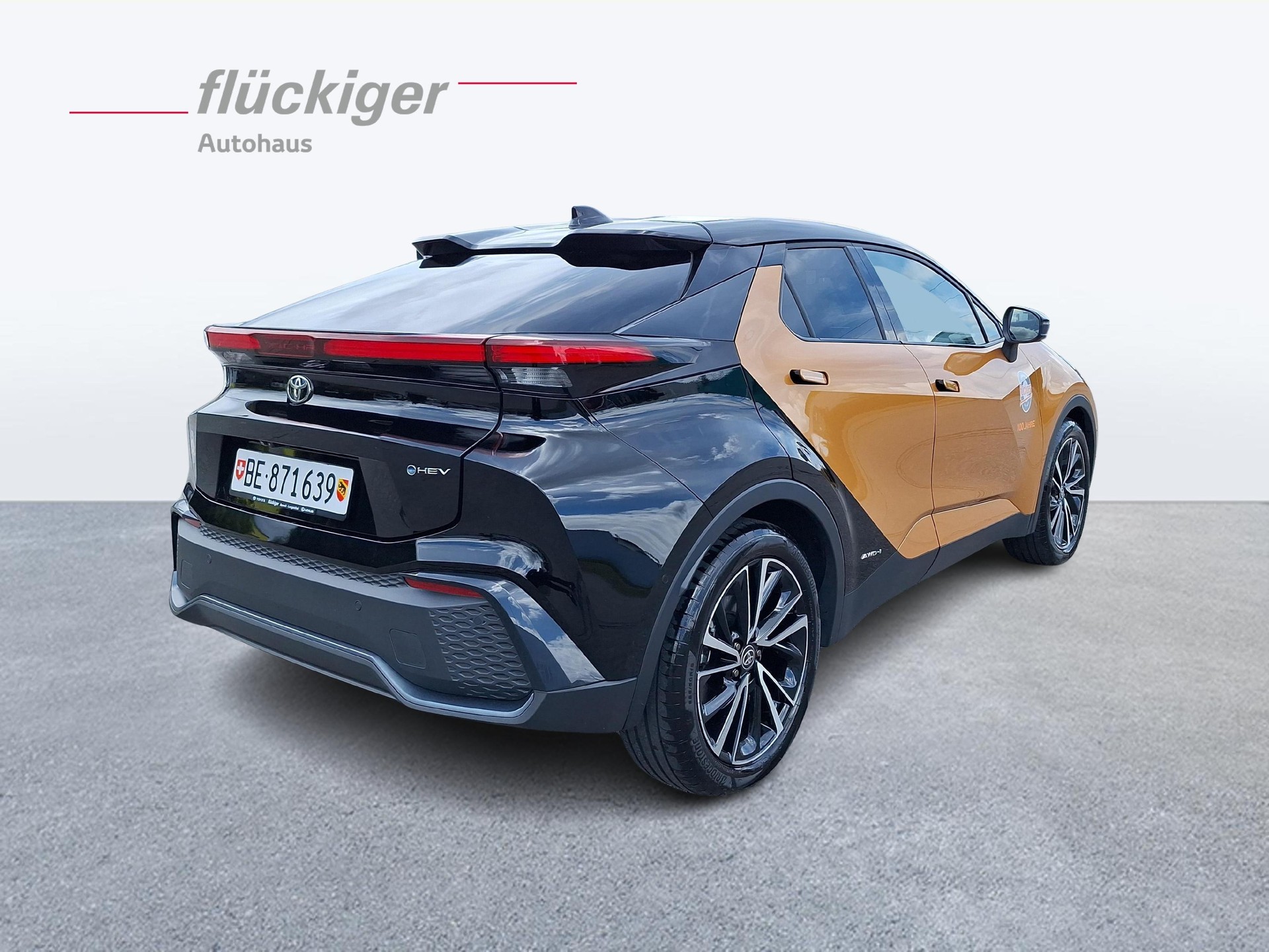 TOYOTA C-HR 2.0 HEV Style Premiere 4x4-image-4