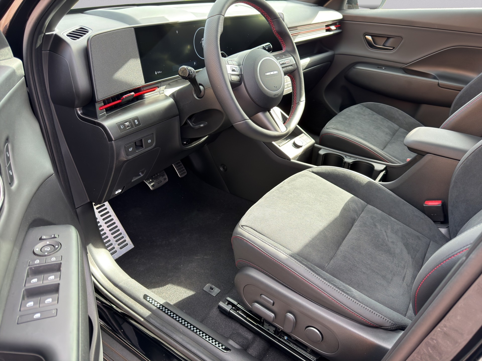 HYUNDAI Kona EV 65.4 kWh N Line-image-7