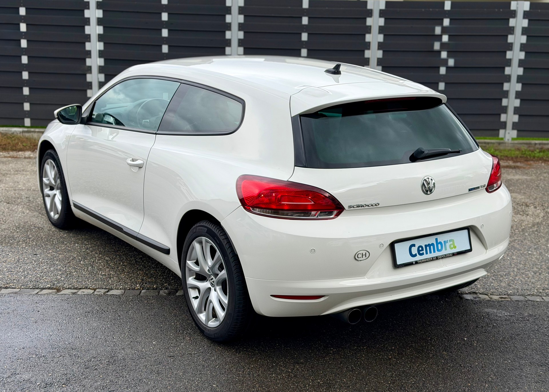 VW Scirocco 1.4 TSI BlueMotion Technology-image-3