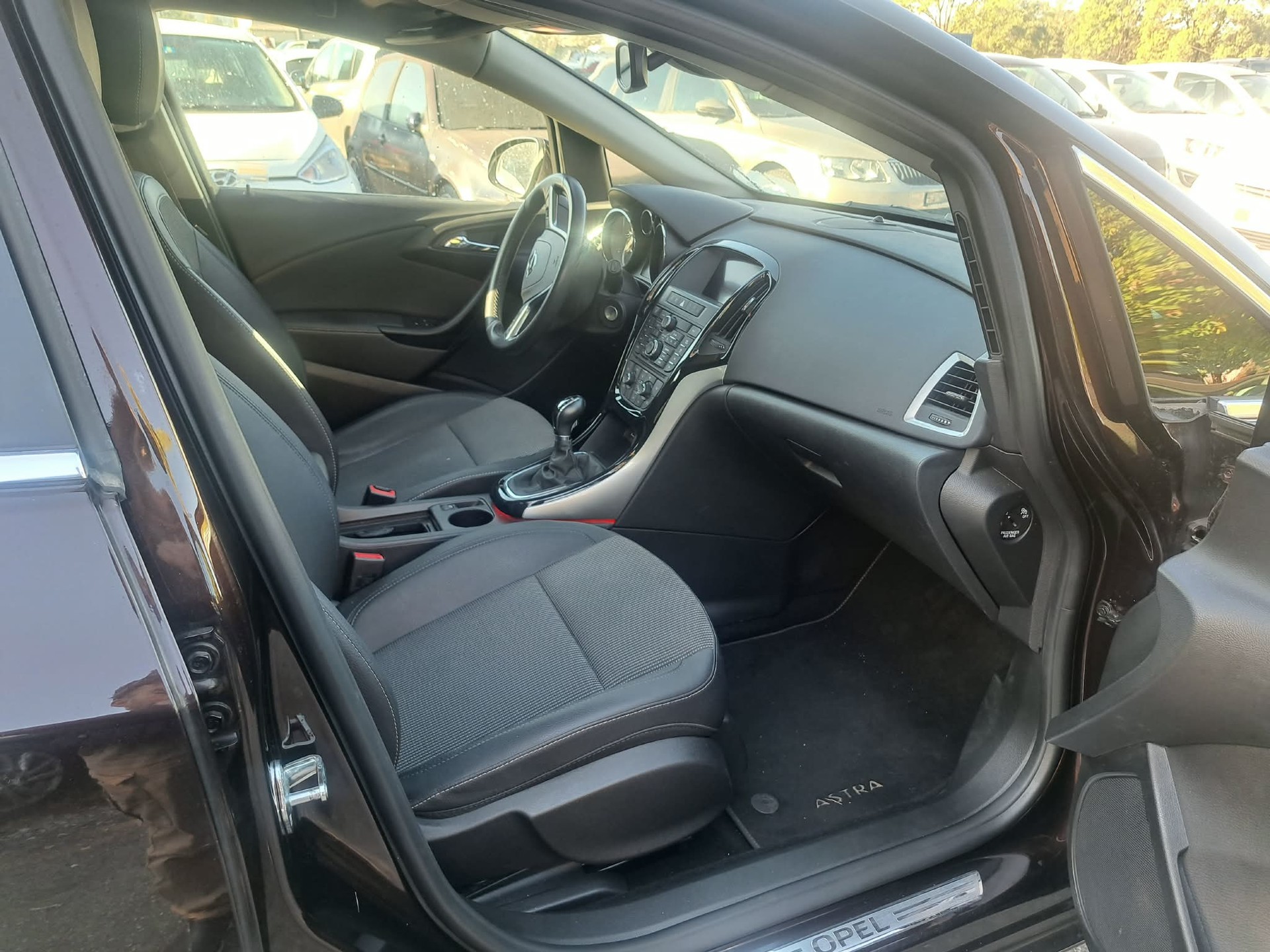 OPEL Astra SportsTourer 1.4i 16V Turbo Drive-image-12