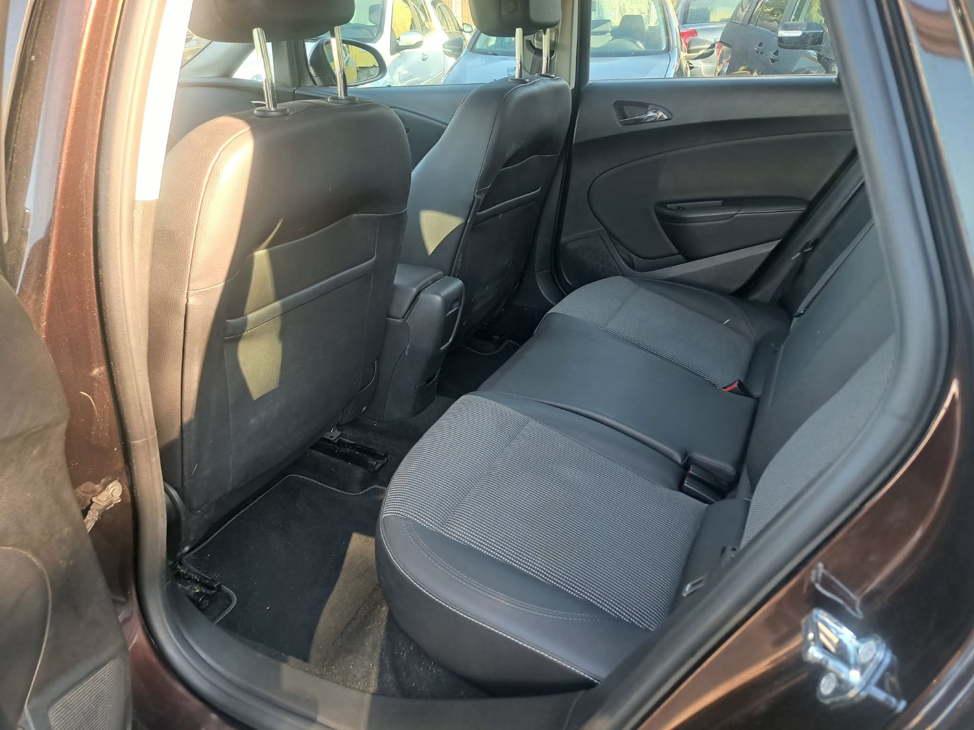 OPEL Astra SportsTourer 1.4i 16V Turbo Drive-image-4