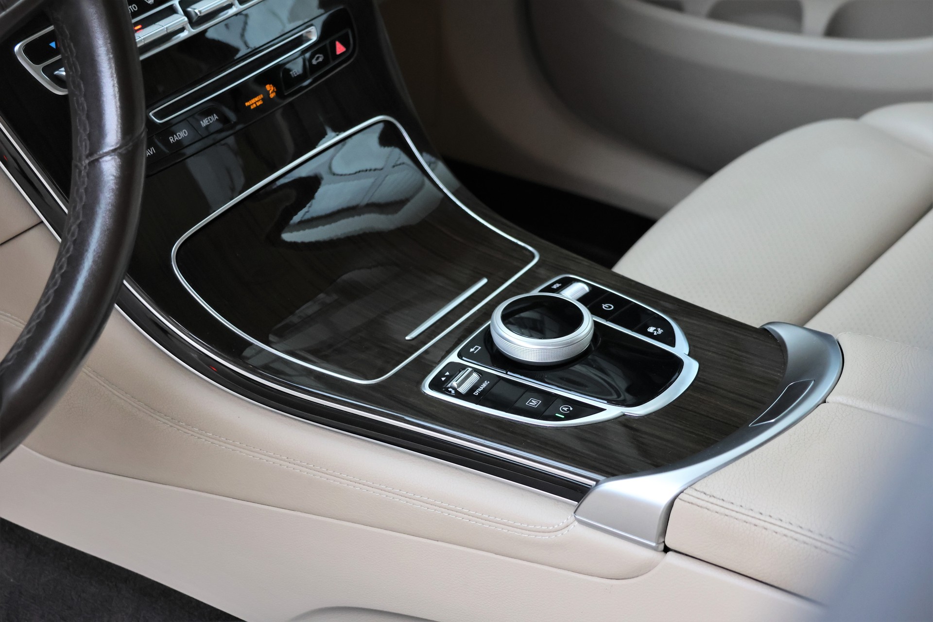 MERCEDES-BENZ GLC 250d Off-Road 4Matic 9G-Tronic (CH) +2.5T AHK-image-11