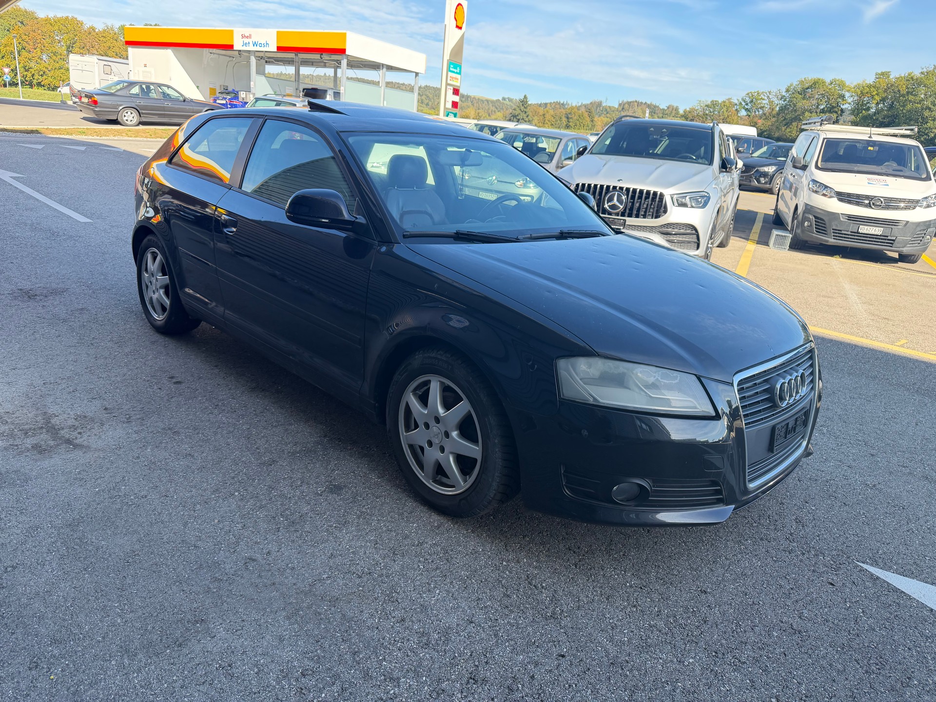 AUDI A3 Sportback 1.8 TFSI Attraction-image-2
