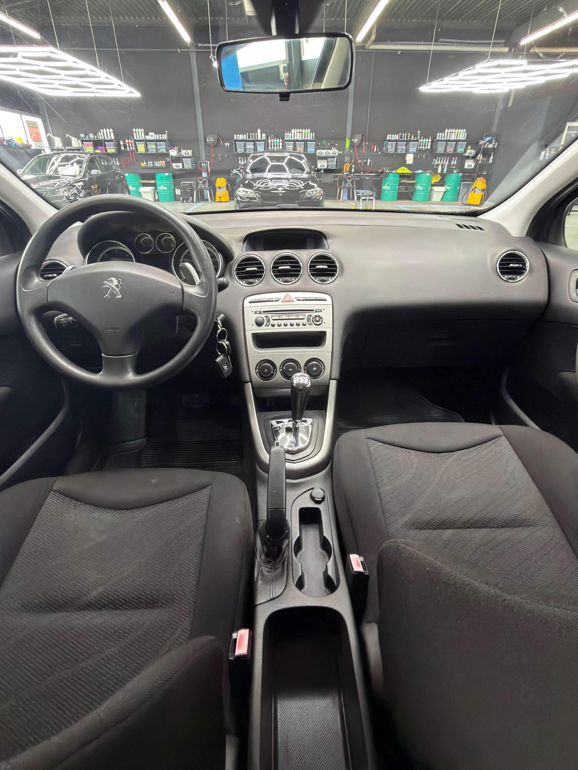 PEUGEOT 308 SW 1.6 HDI Active EGS6-image-9