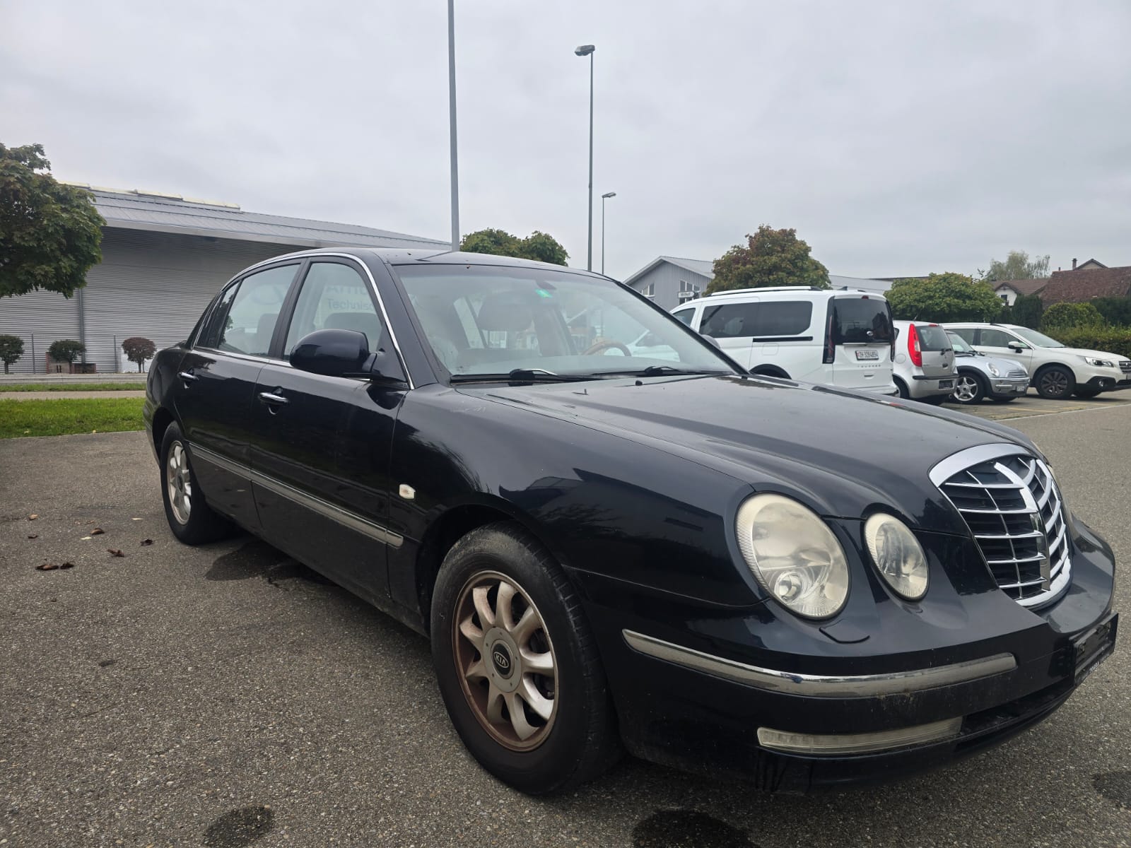 KIA Opirus 3.5 V6-showroom-element-1
