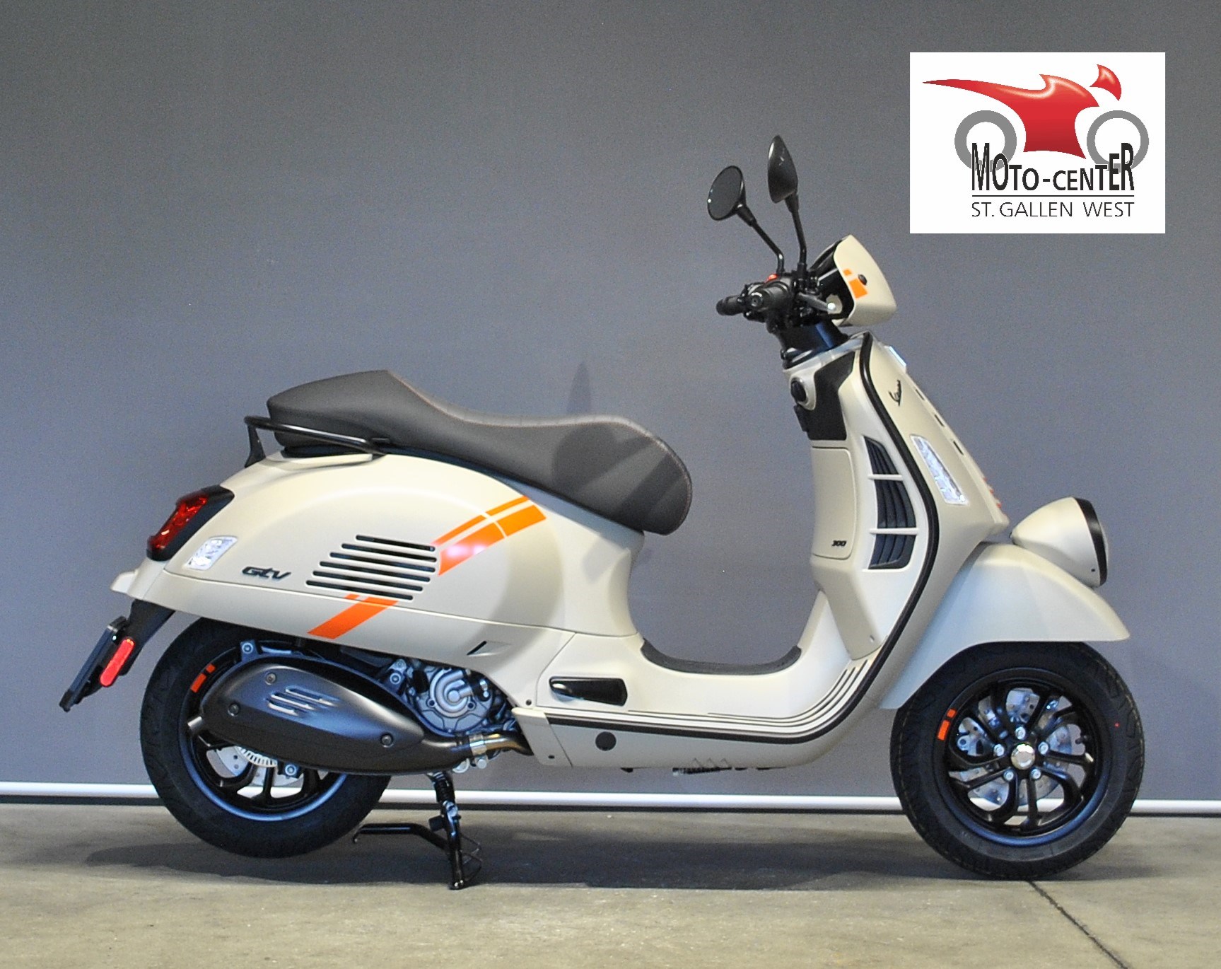 PIAGGIO Vespa GTV 300-showroom-element-1