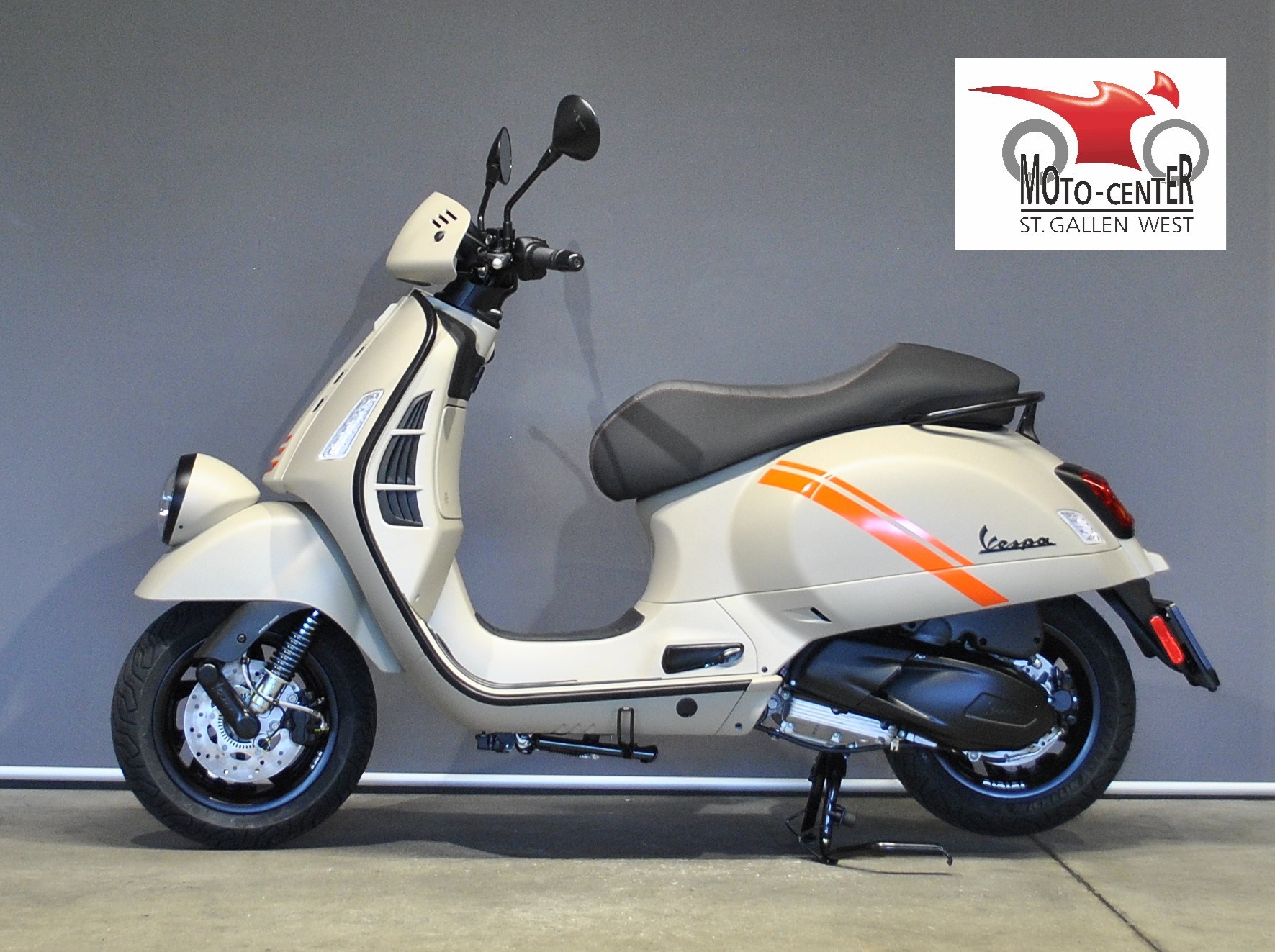 PIAGGIO Vespa GTV 300-showroom-element-2