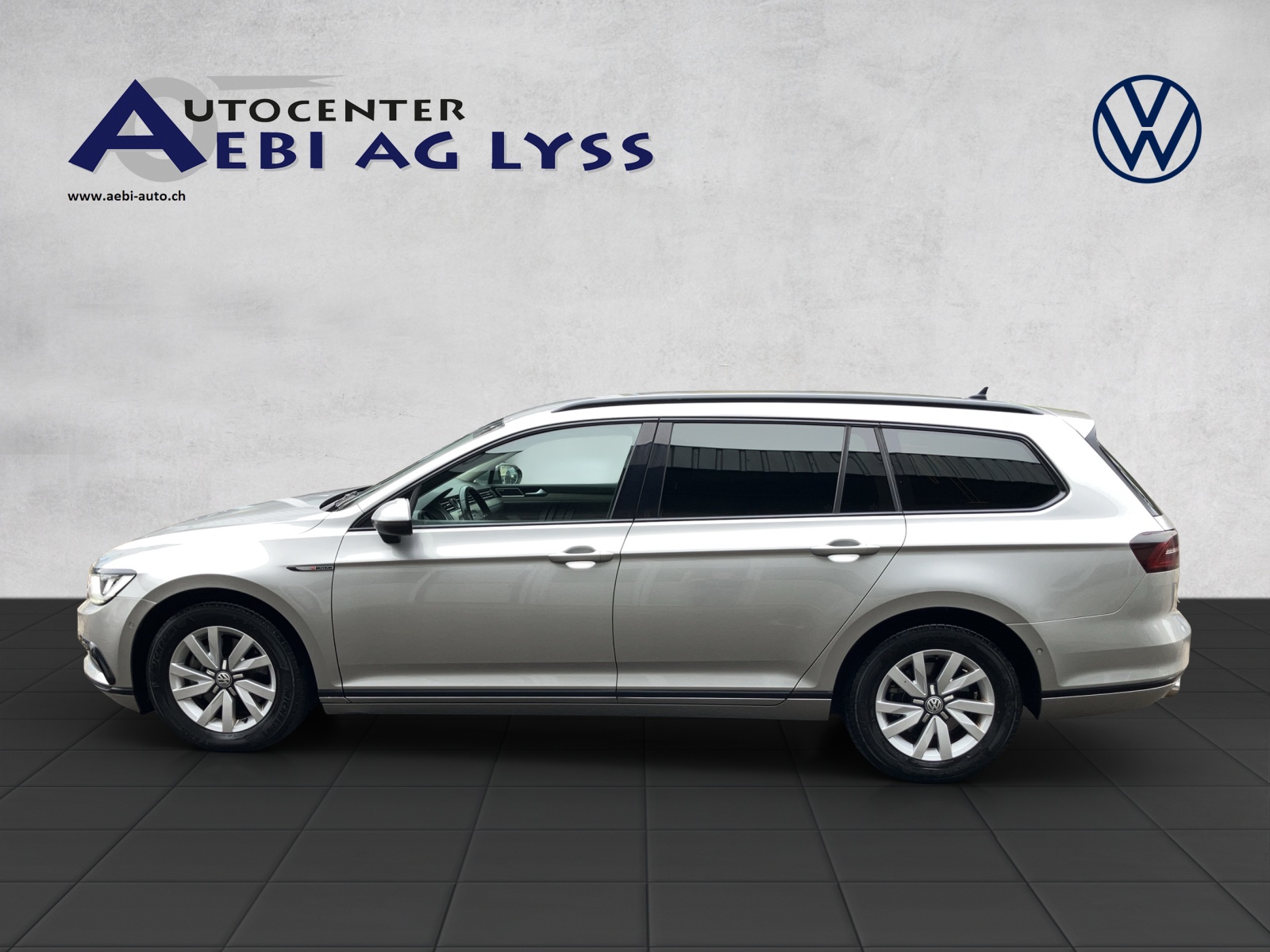 VW Passat Variant 2.0 TDI BMT Highline DSG 4Motion-showroom-element-2