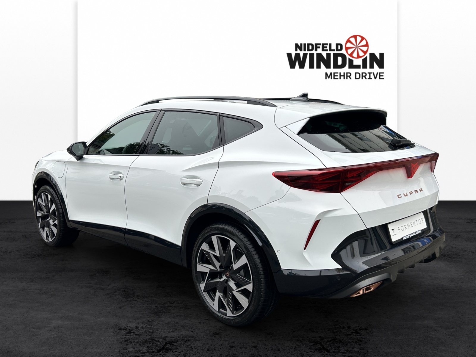 CUPRA Formentor 1.5 e-HYBRID pHEV VZ DSG-image-2