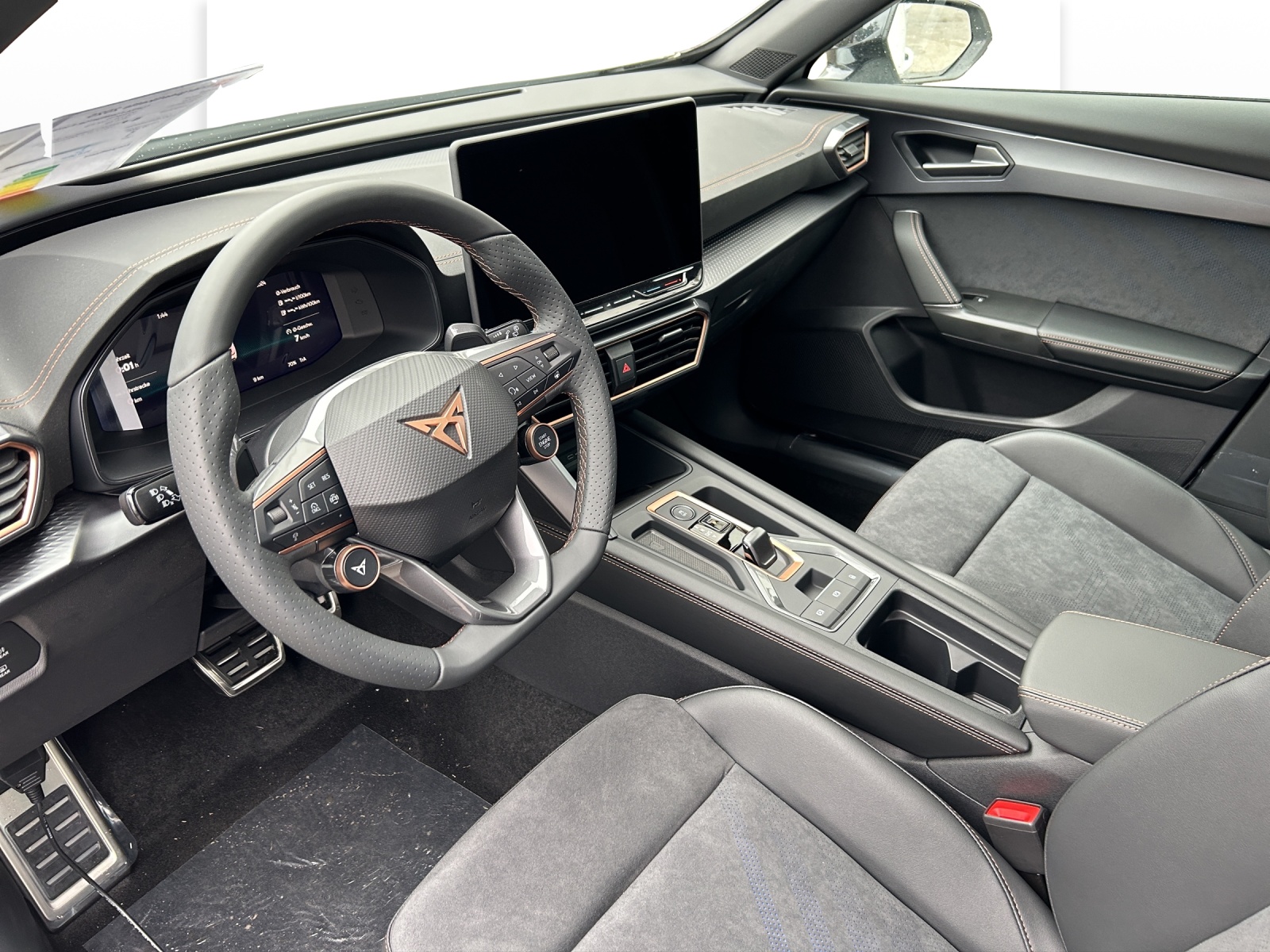 CUPRA Formentor 1.5 e-HYBRID pHEV VZ DSG-image-4