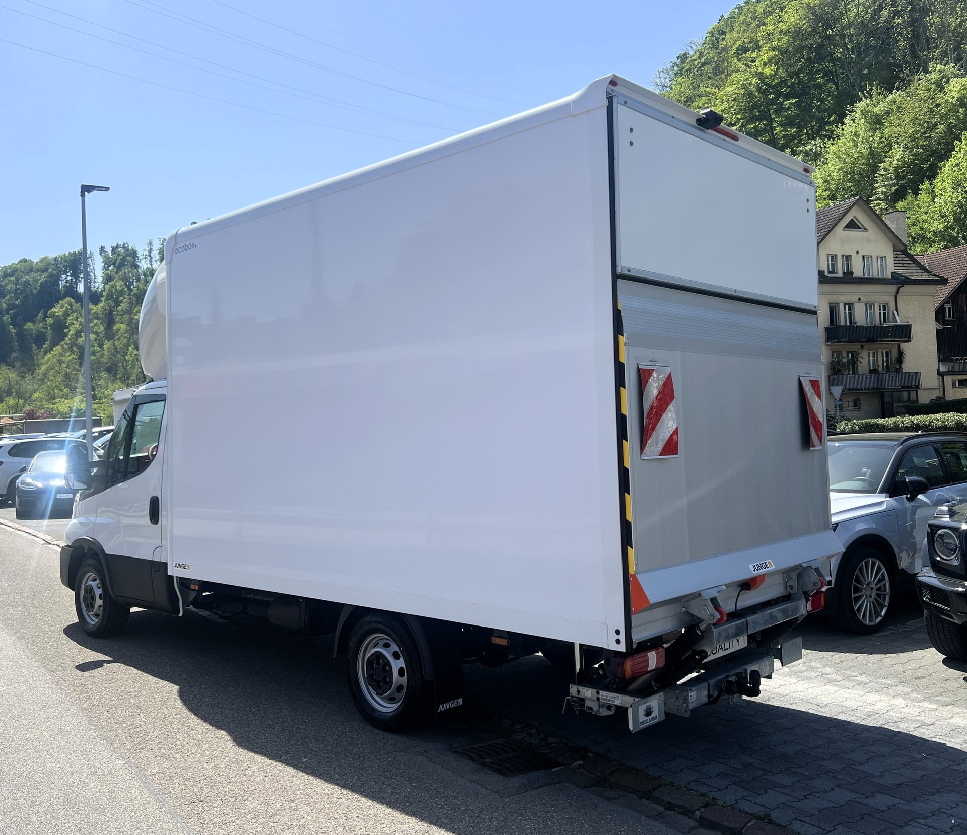 IVECO Daily Eco 35 S 18 Automatik-showroom-element-1