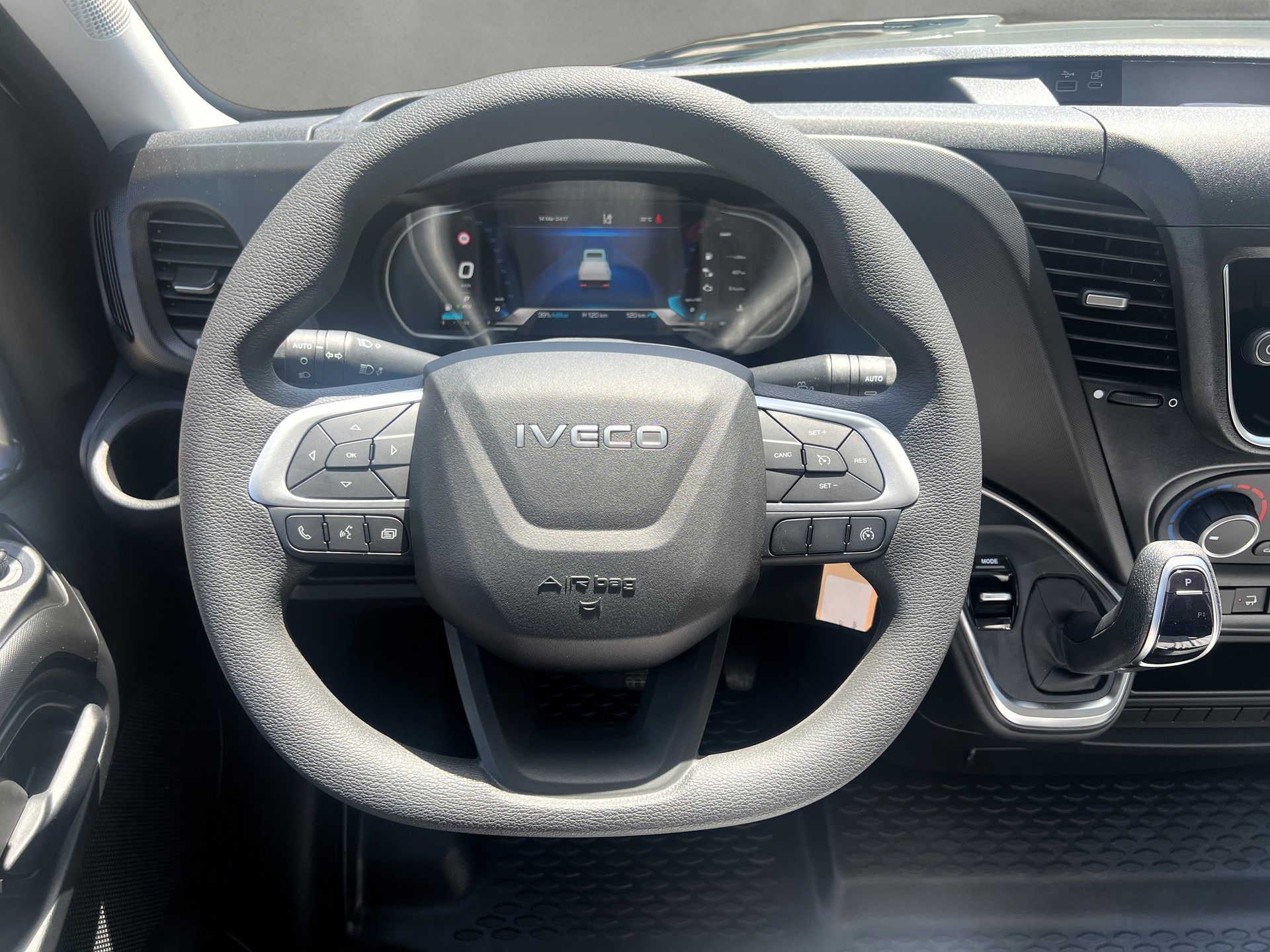 IVECO Daily Eco 35 S 18 Automatik-image-23
