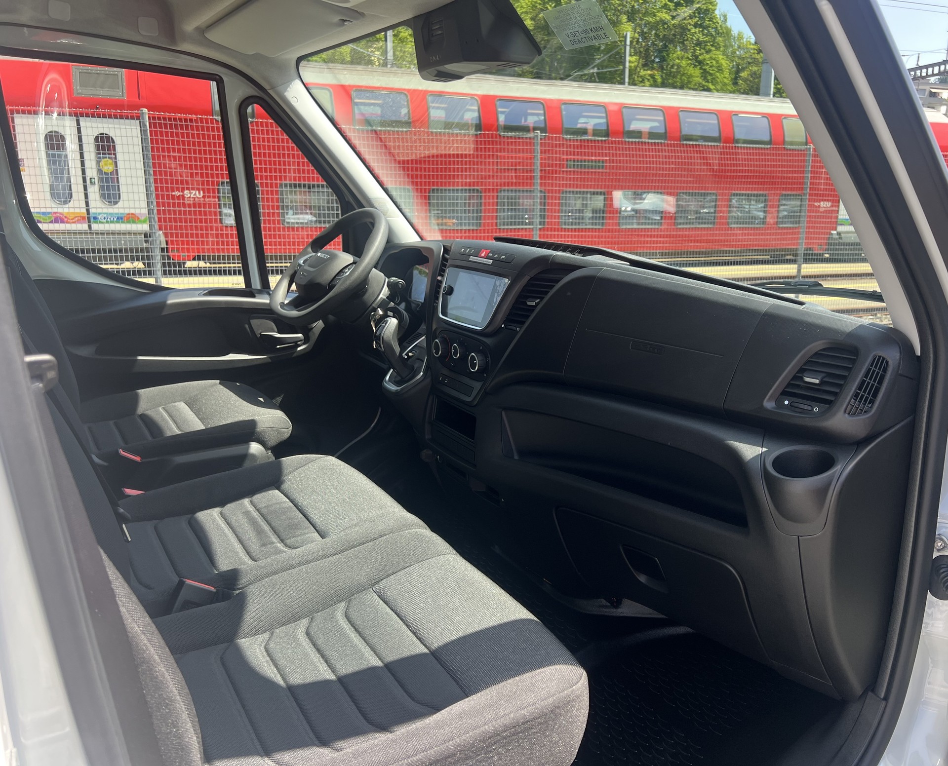 IVECO Daily Eco 35 S 18 Automatik-image-20