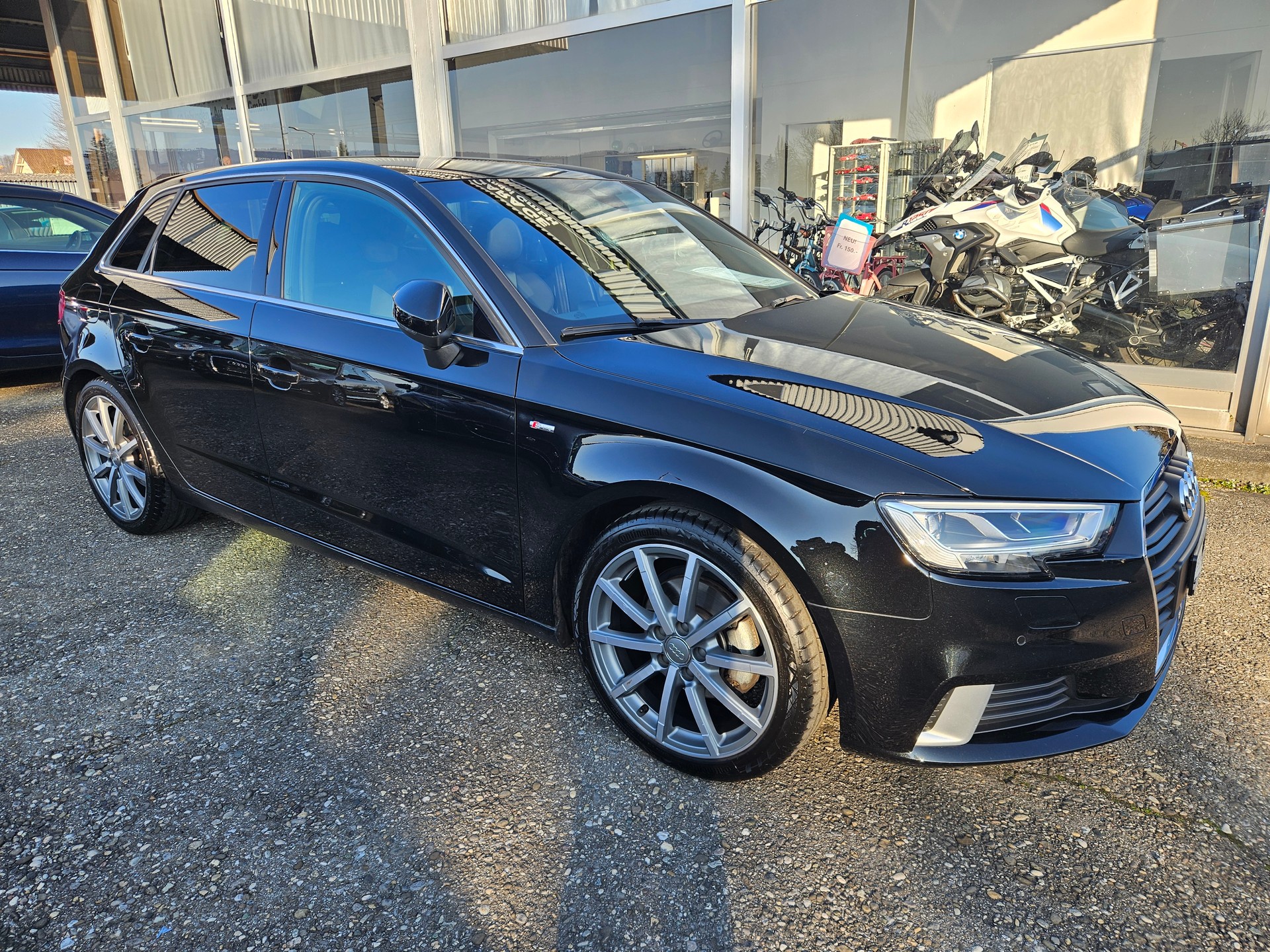 AUDI A3 Sportback 1.5 TFSI S-tronic Sport S-Line-image-0