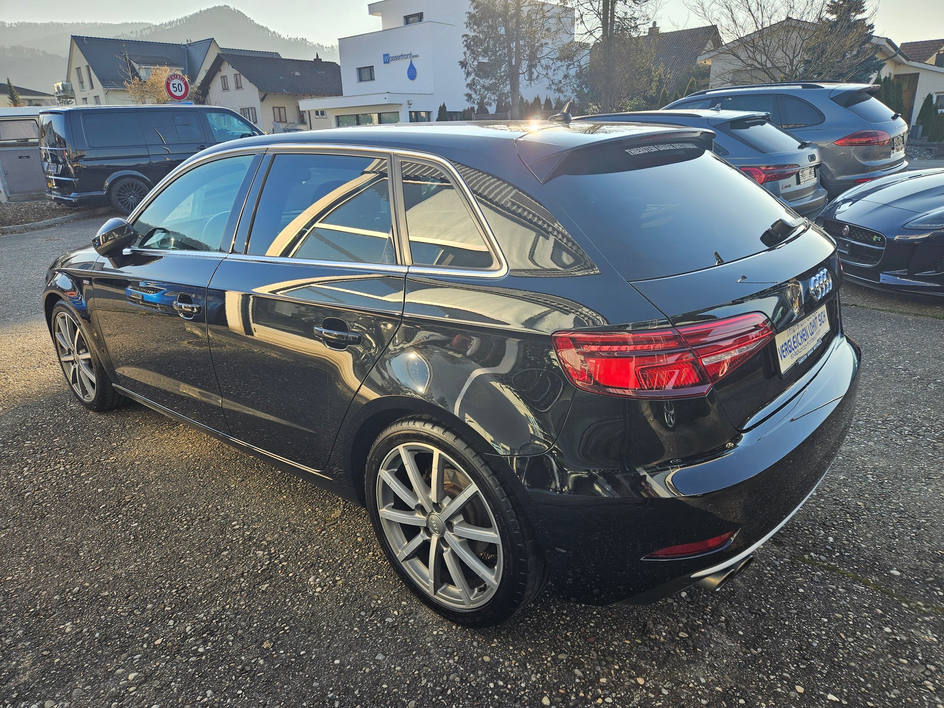 AUDI A3 Sportback 1.5 TFSI S-tronic Sport S-Line-image-3