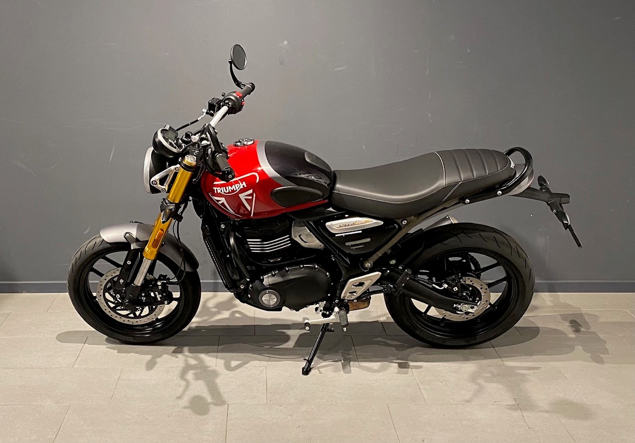 TRIUMPH Speed 400-showroom-element-3