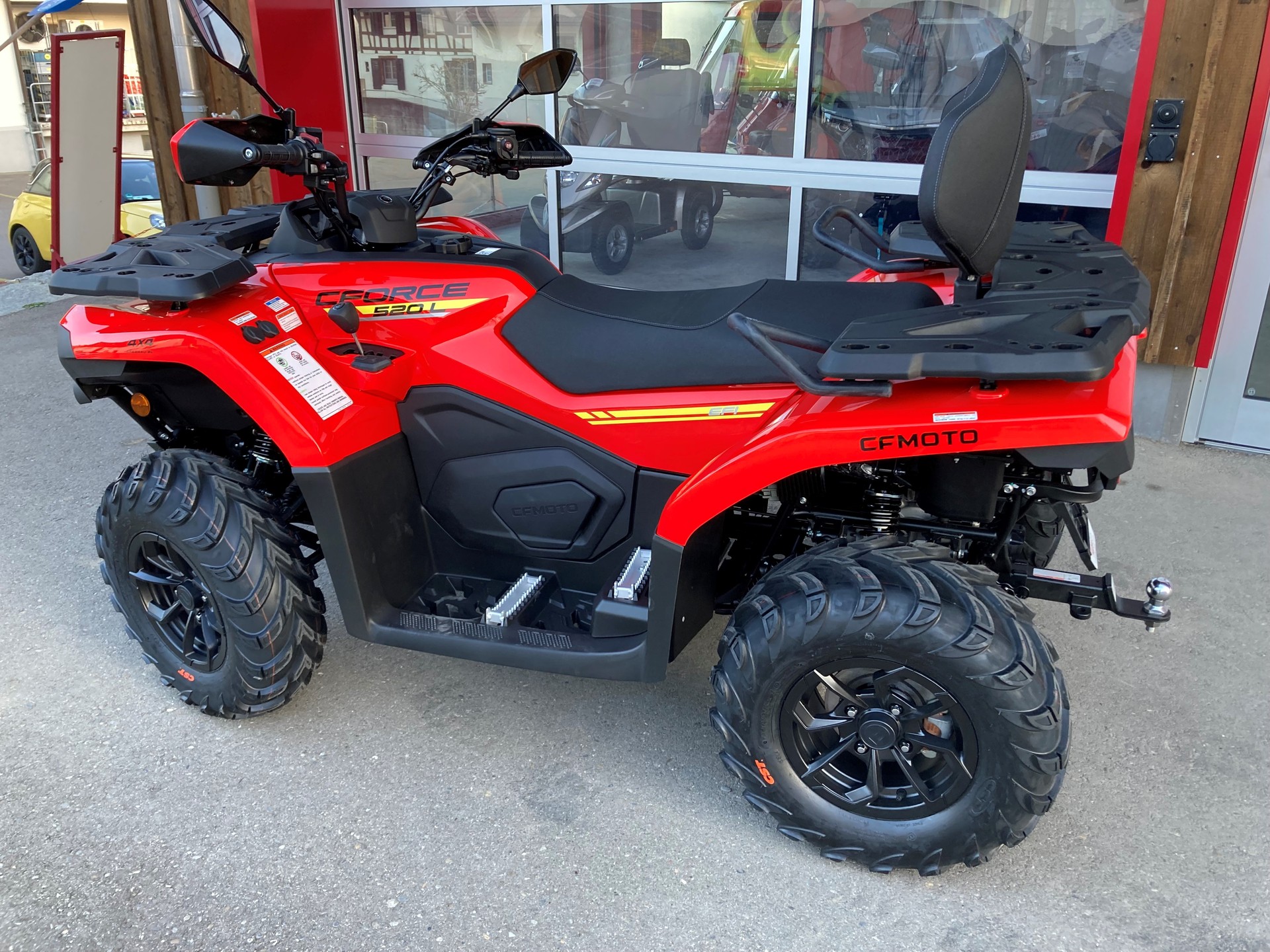 CF MOTO CFORCE 520-image-1