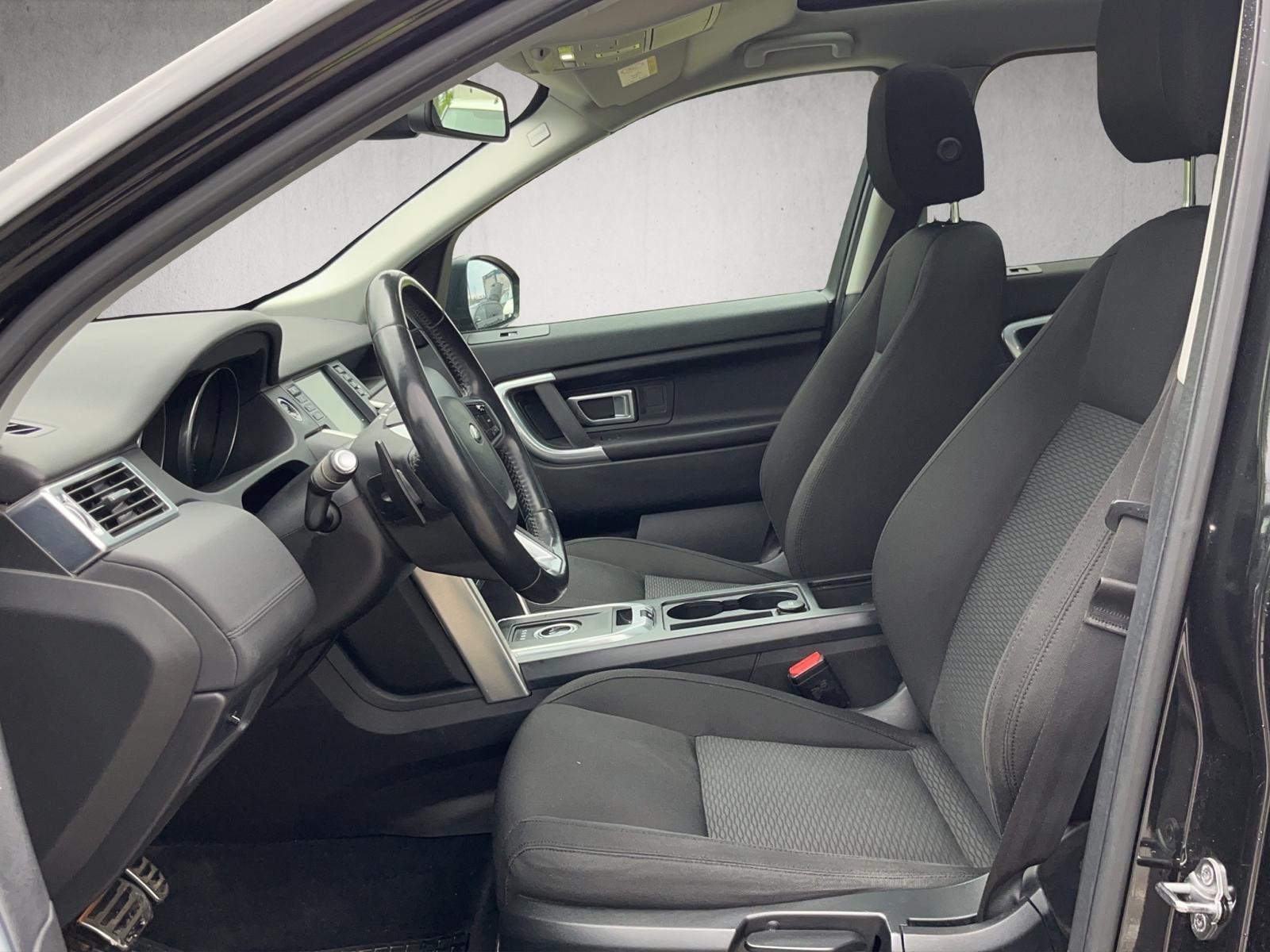 LAND ROVER Discovery Sport 2.0 TD4 Pure AT9-image-9