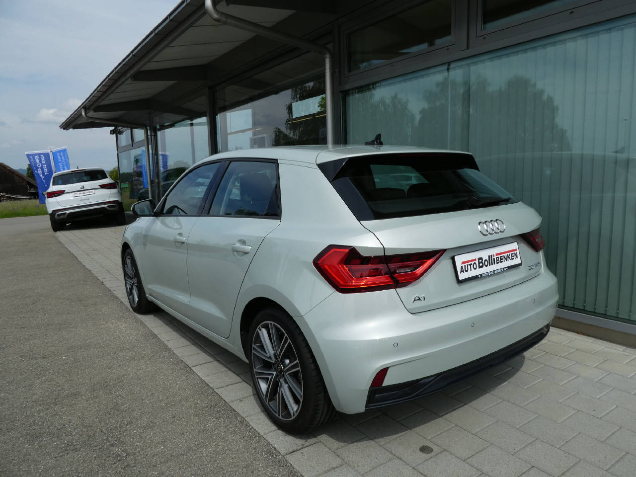 AUDI A1 Sportback 1.0 30 TFSI Advanced Attraction S-Tronic-image-6
