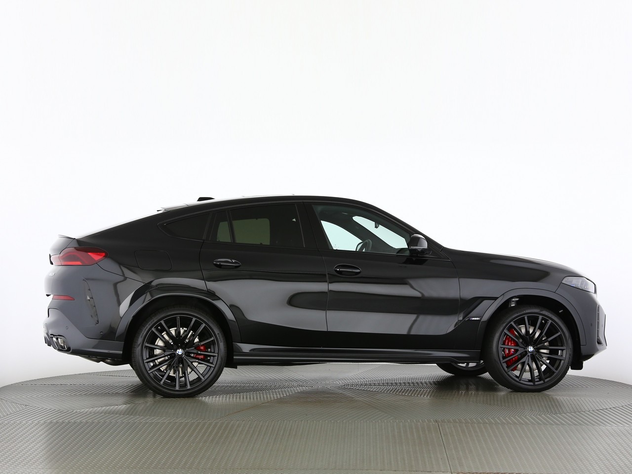 BMW X6 xDr48V M60i M SportPro-image-11