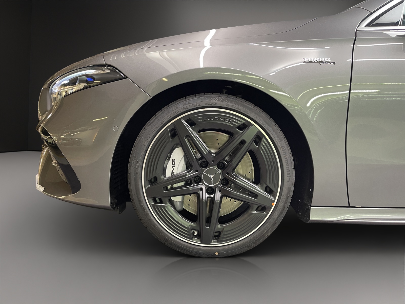 MERCEDES-BENZ A 35 AMG 4Matic 8G-DCT-image-6