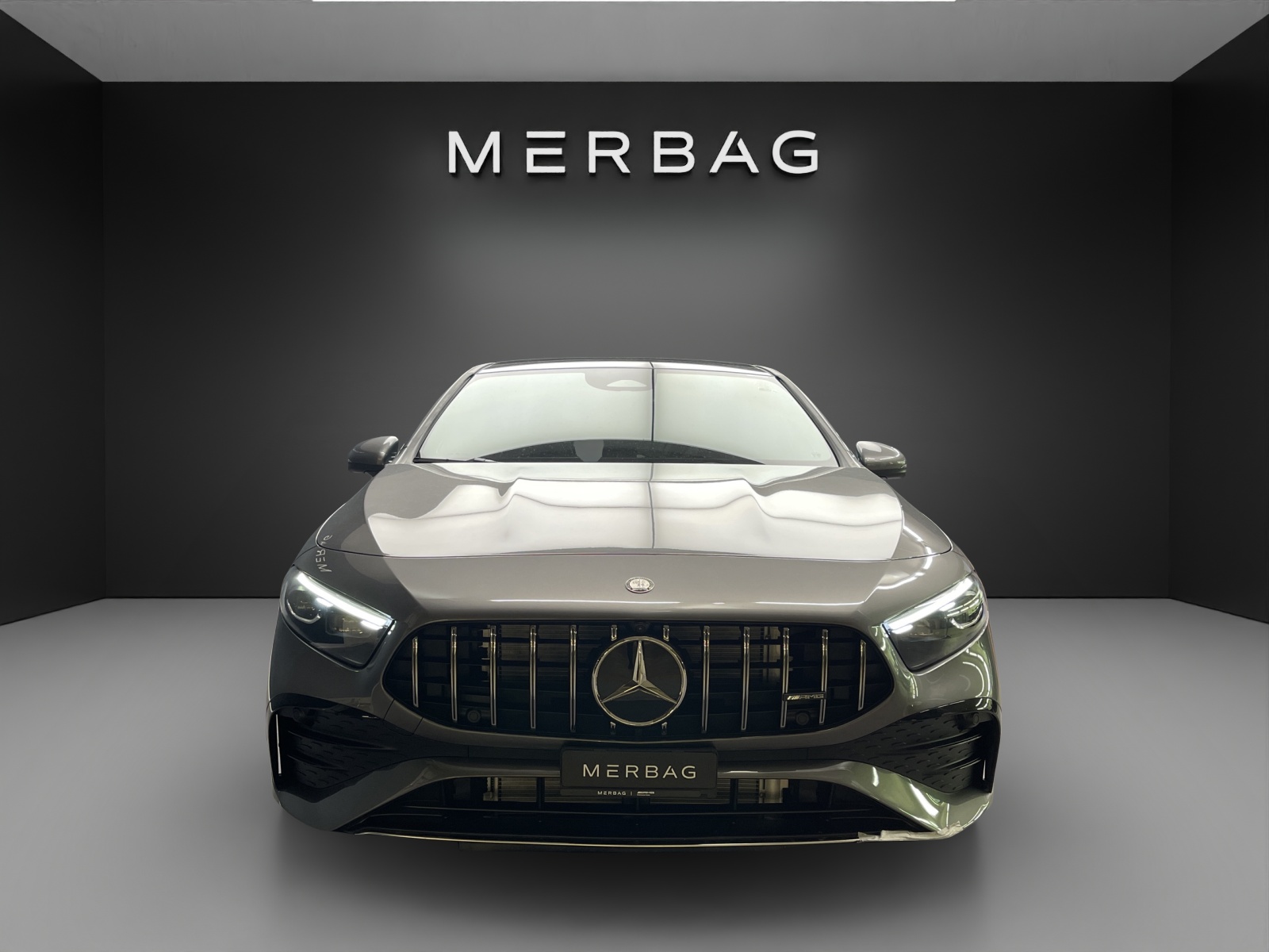 MERCEDES-BENZ A 35 AMG 4Matic 8G-DCT-image-1