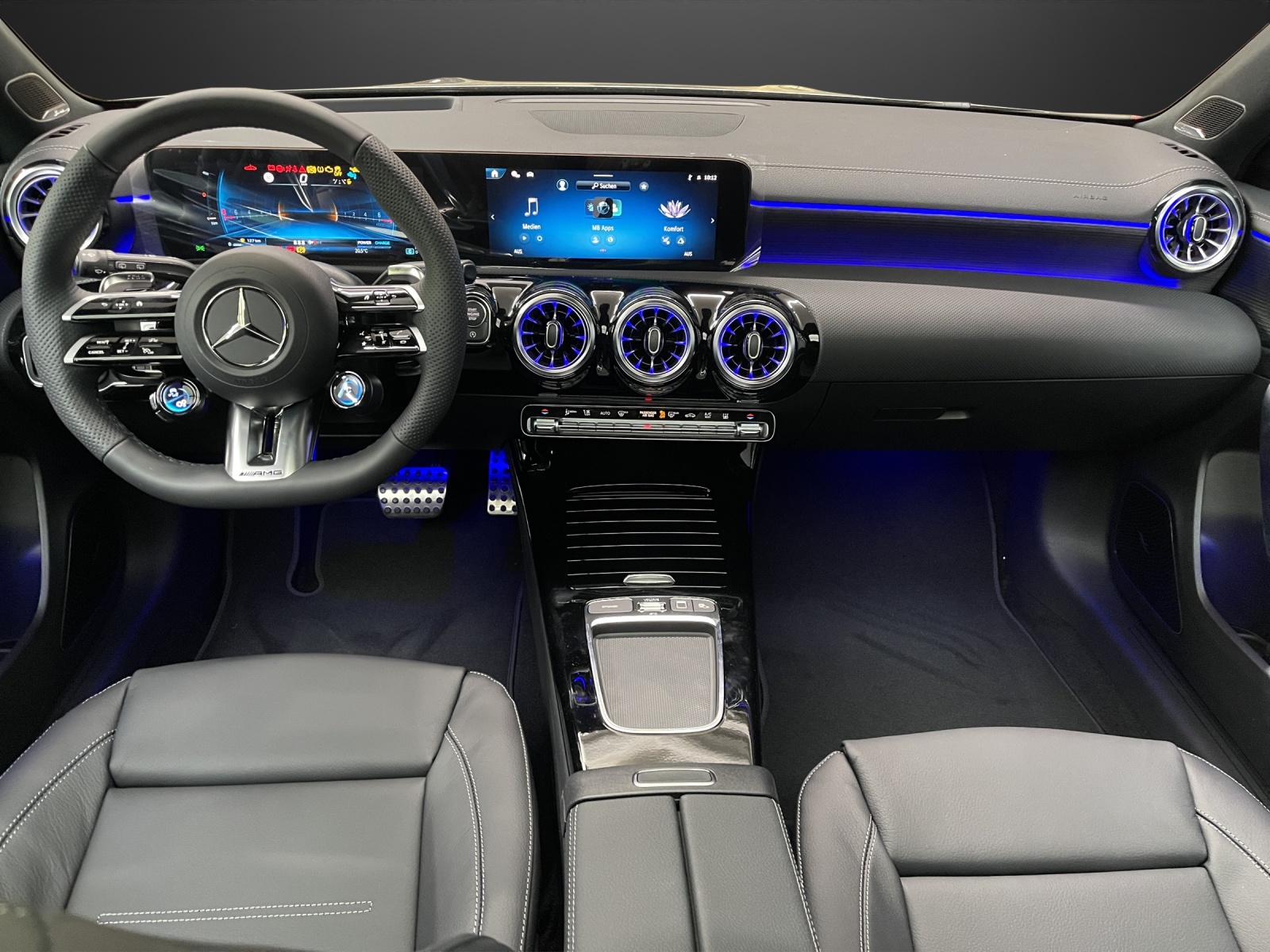 MERCEDES-BENZ A 35 AMG 4Matic 8G-DCT-image-9