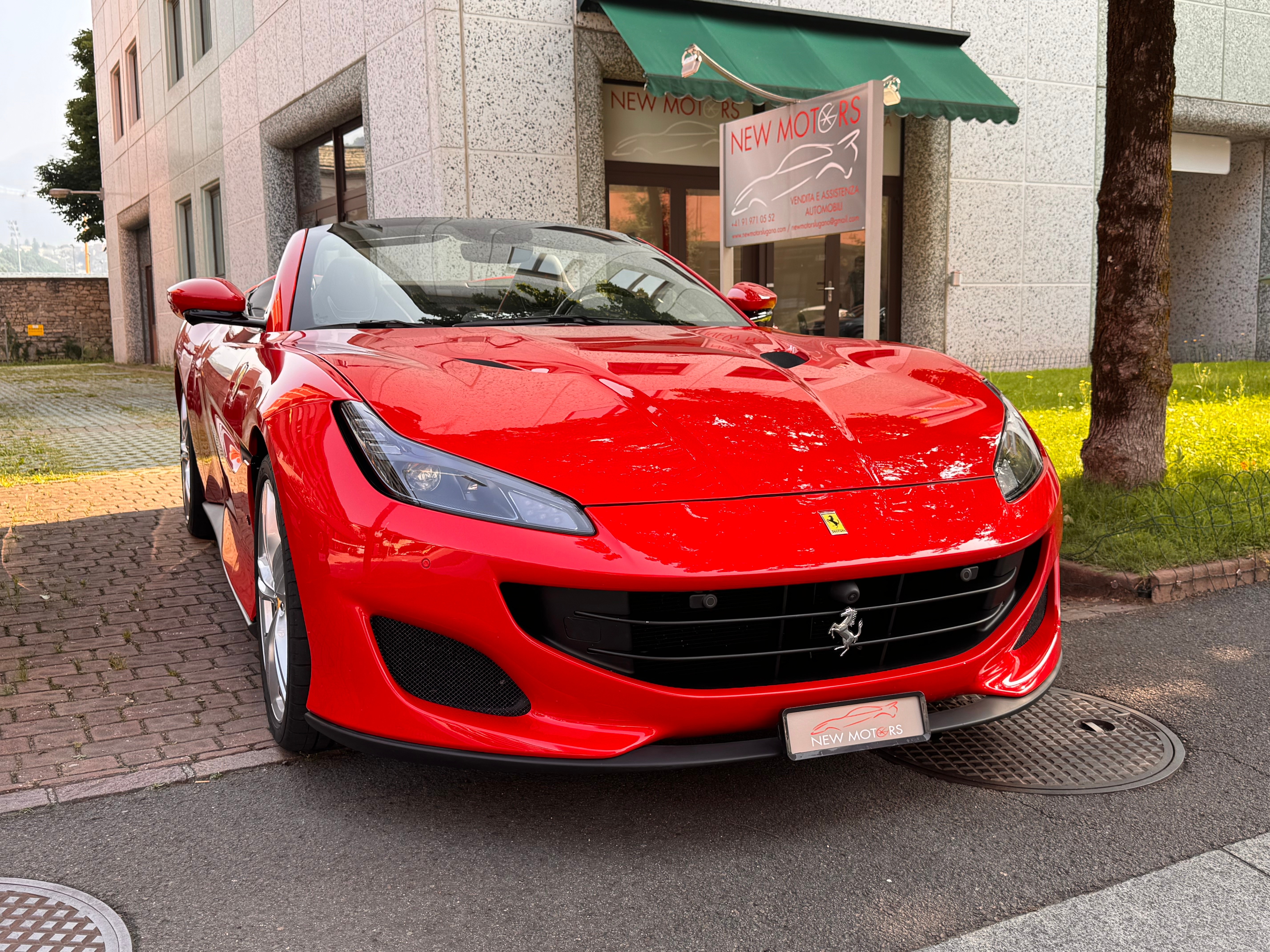 Car photo