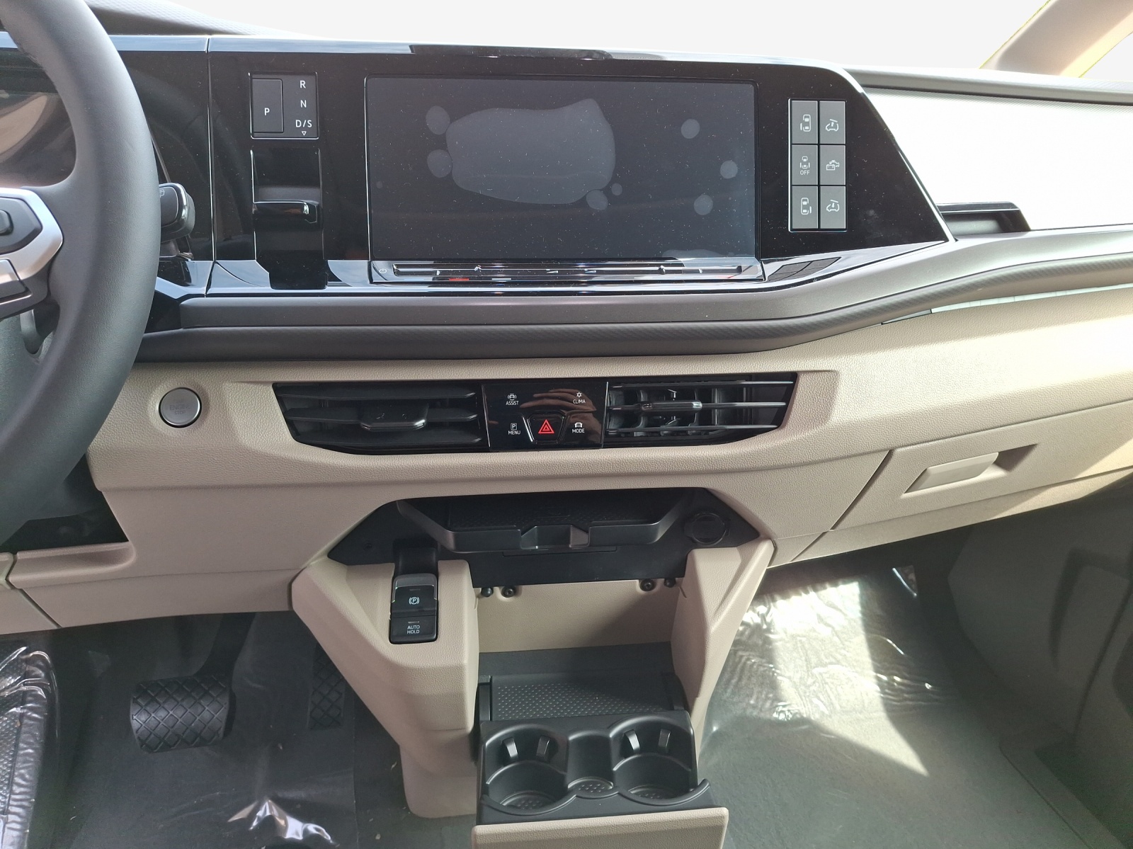 VW California 2.0 TDI Beach Tour-image-10