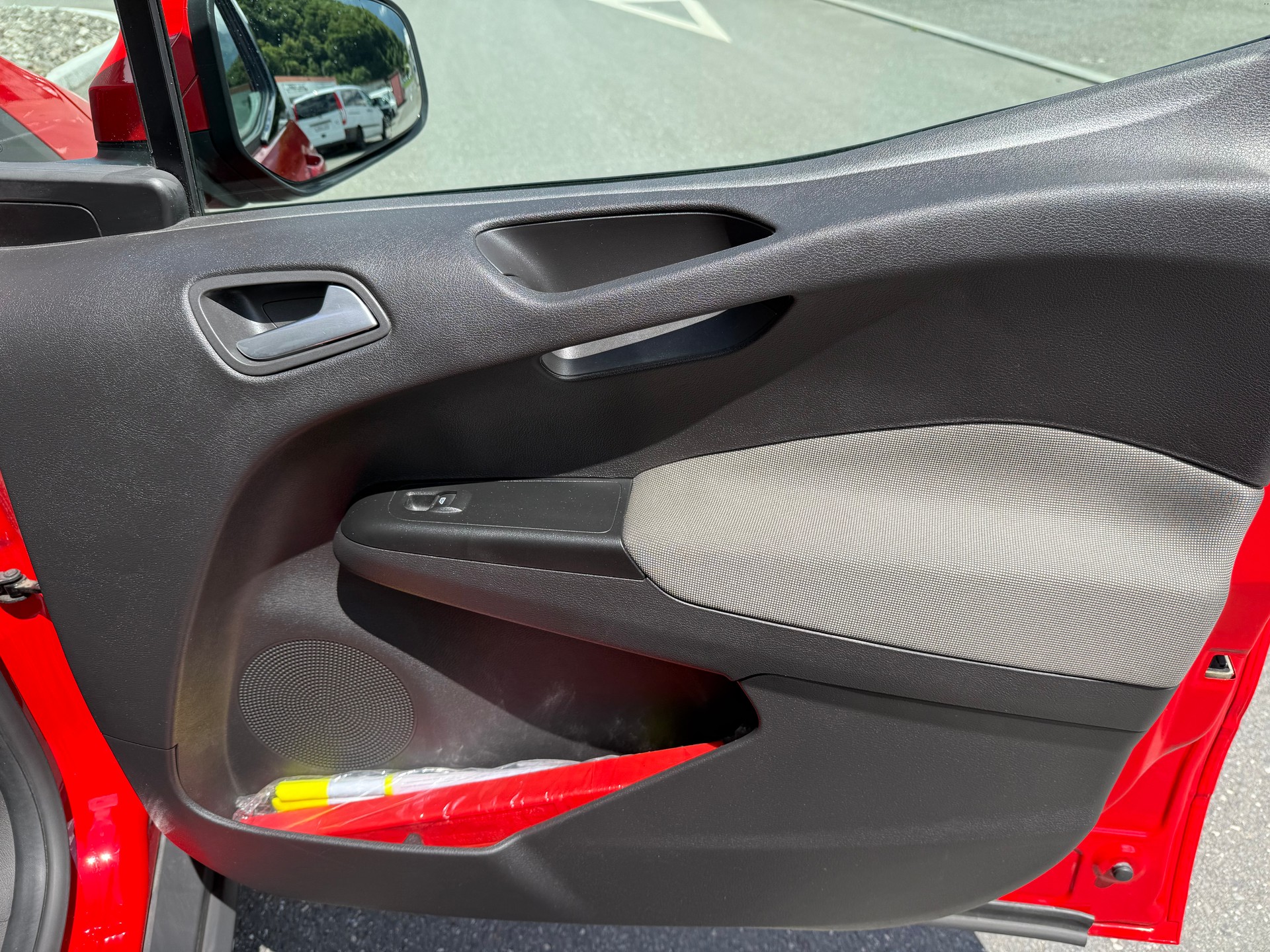 FORD Tourneo Courier 1.0 SCTi Trend AVEC TACHYMÈTRE PROFESSIONNEL-image-22