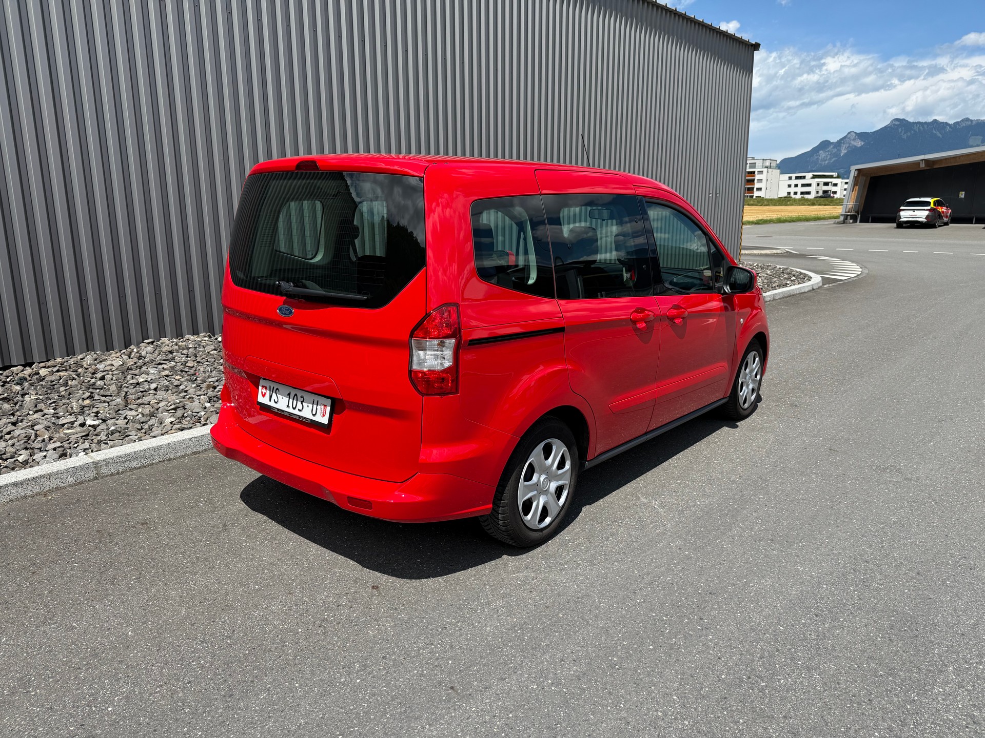 FORD Tourneo Courier 1.0 SCTi Trend AVEC TACHYMÈTRE PROFESSIONNEL-image-7