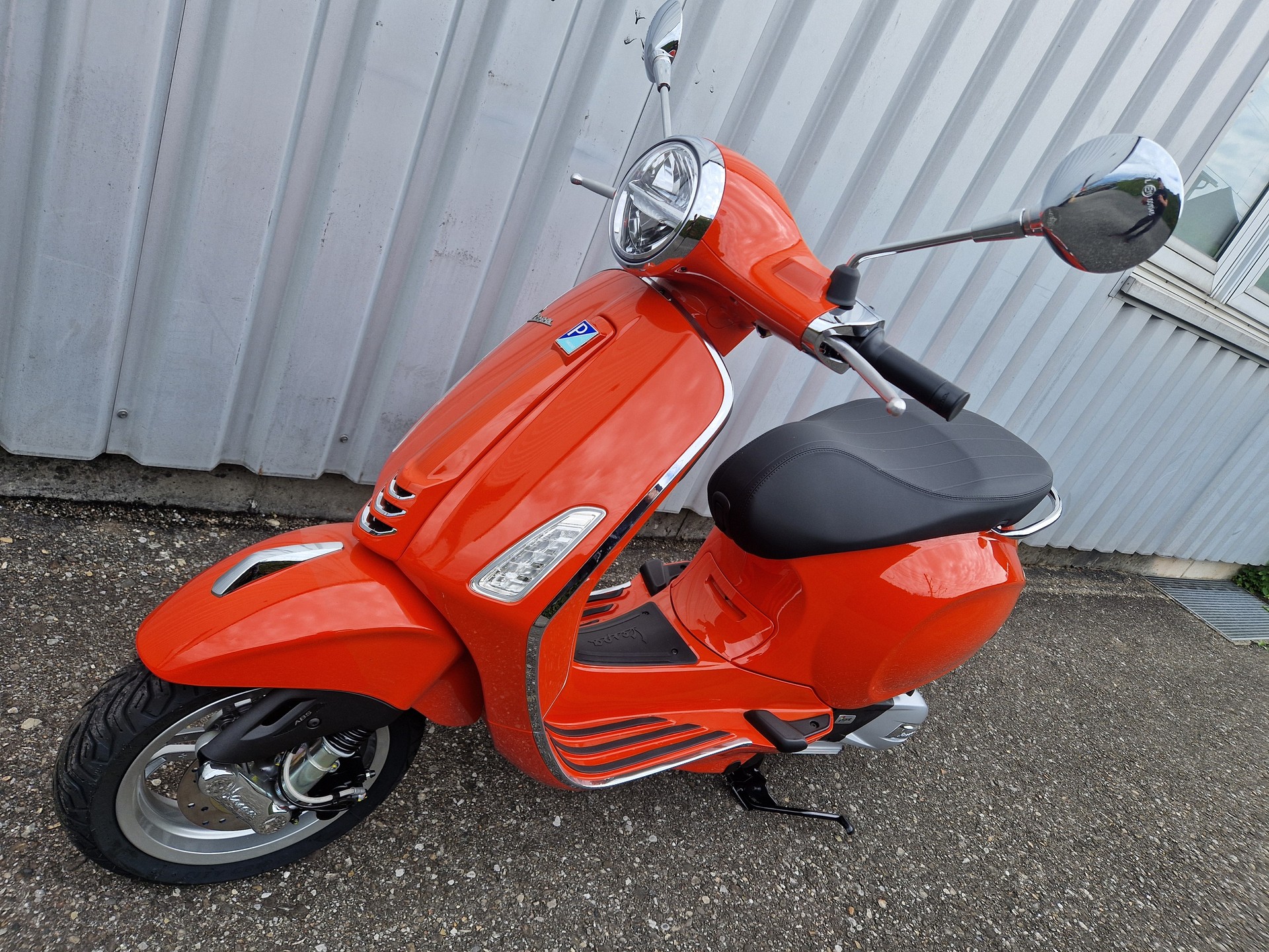 PIAGGIO Vespa 125 Primavera ABS-image-13
