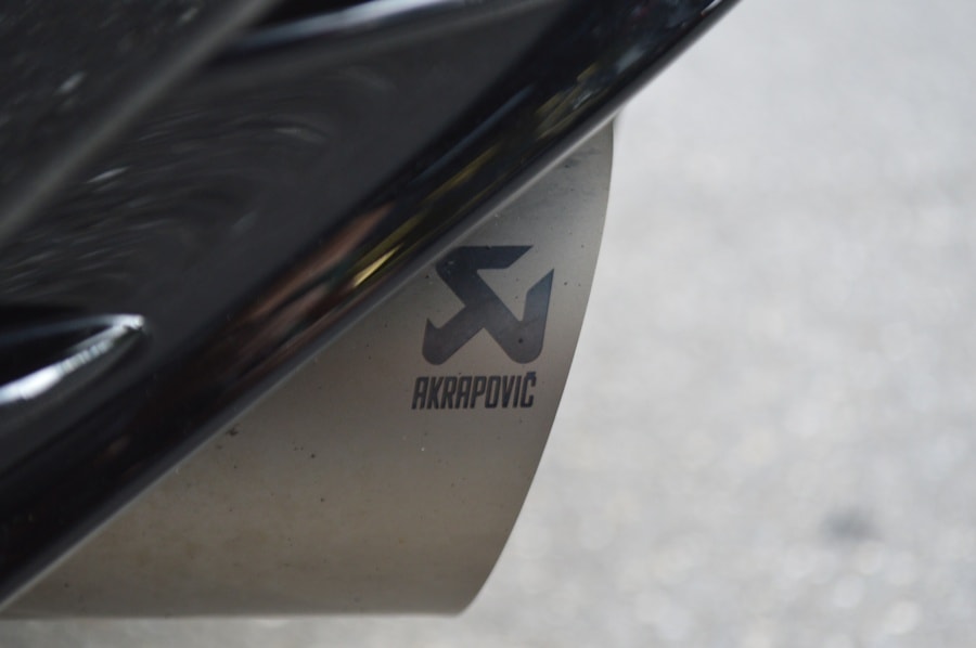 VW Tiguan 2.0TSI R 4Motion DSG Akrapovic I Anhängerkupplung-image-12