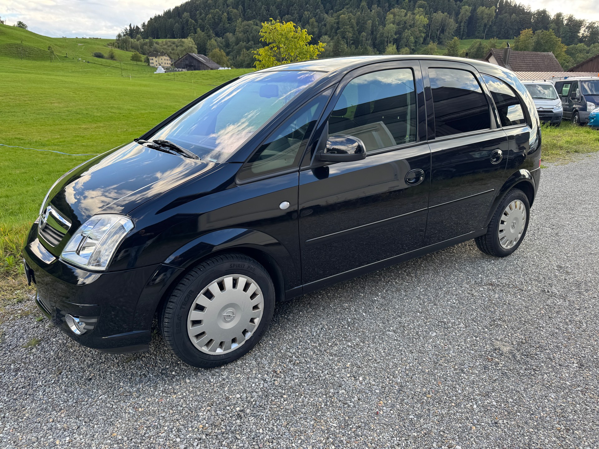 OPEL Meriva 1.8i 16V Cosmo-showroom-element-1