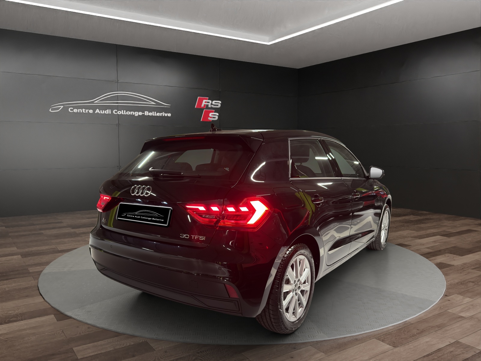 AUDI A1 Sportback 30 TFSI Attraction S-tronic-image-5