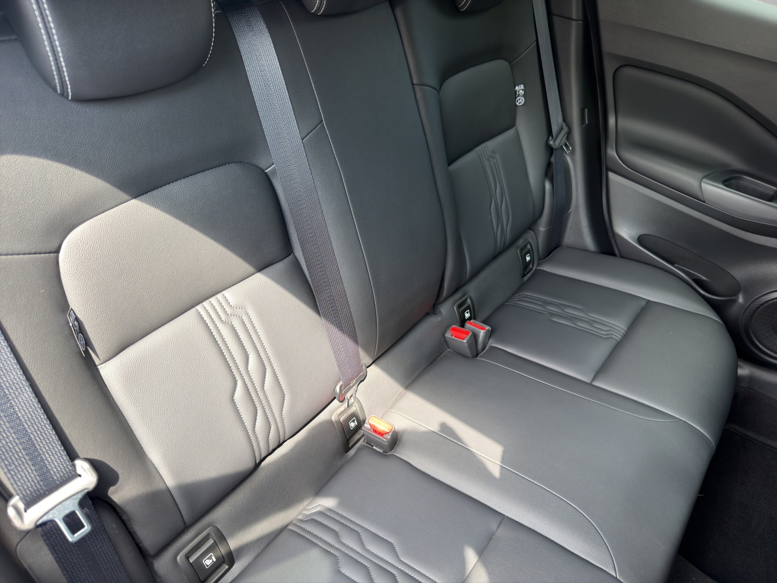 NISSAN Juke 1.6 Hybrid Tekna-image-14