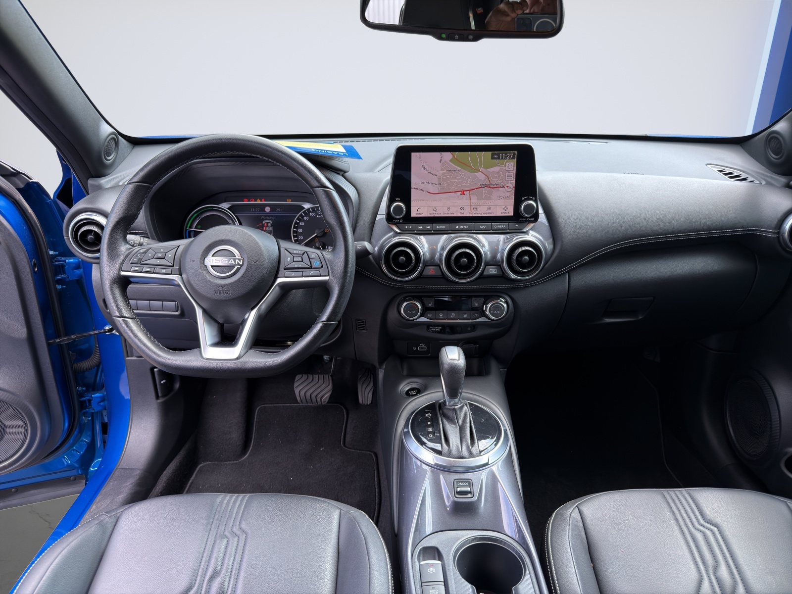 NISSAN Juke 1.6 Hybrid Tekna-image-11
