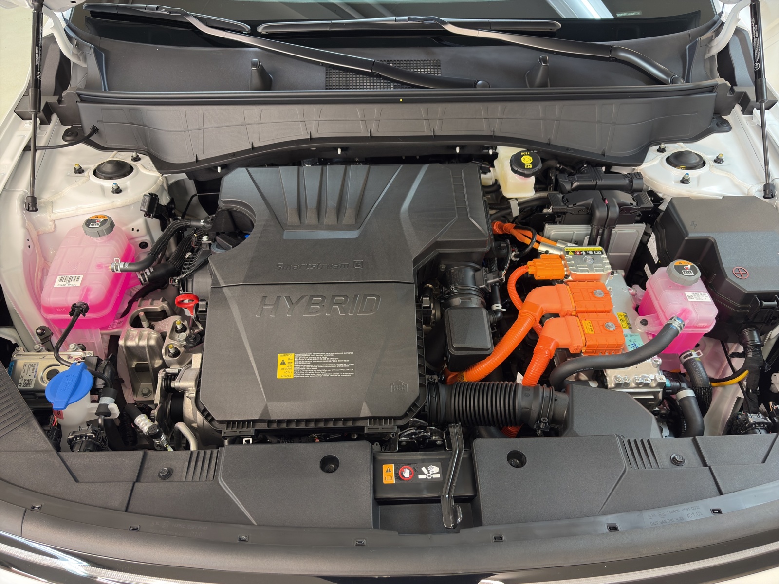 HYUNDAI Kona 1.6 GDi HEV Vertex DCT-image-18