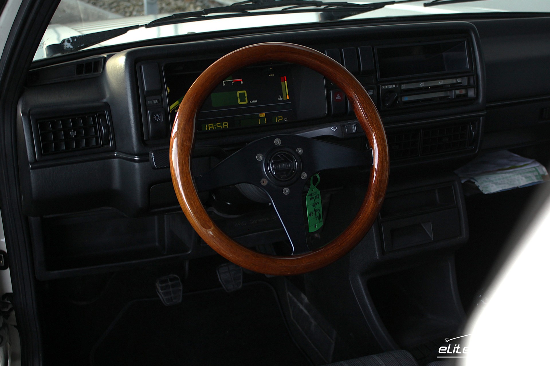 VW Golf 1800 GTI 16V HighTech Nr. 0719-image-12