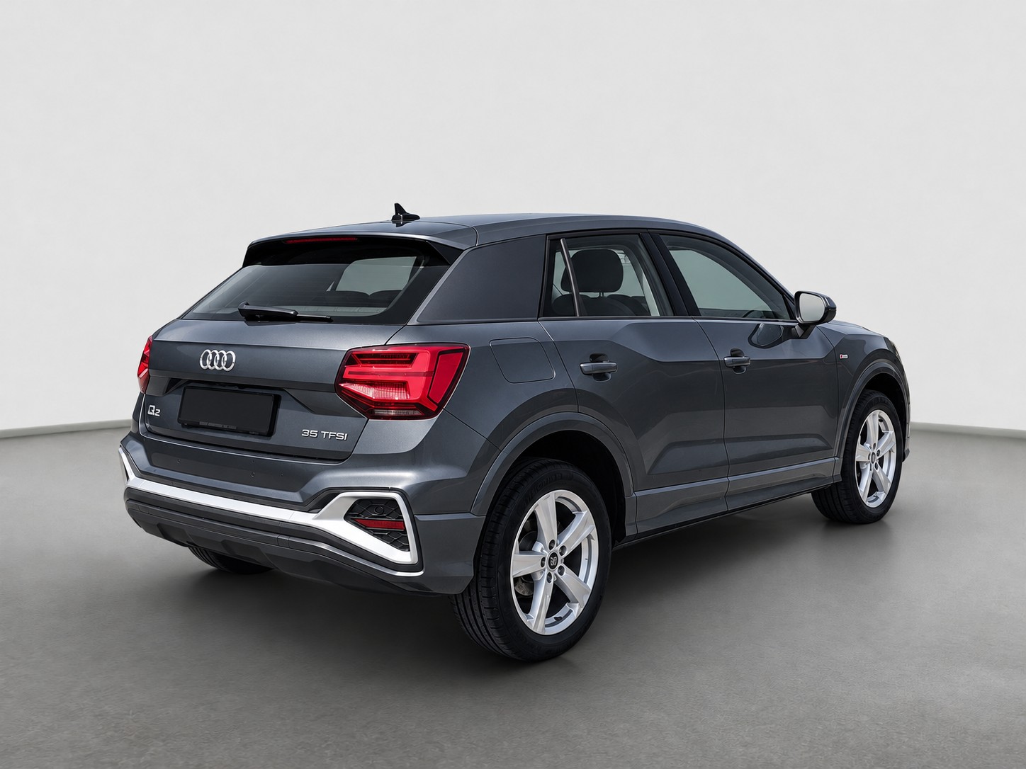 AUDI Q2 35 TFSI S line S-tronic-image-4