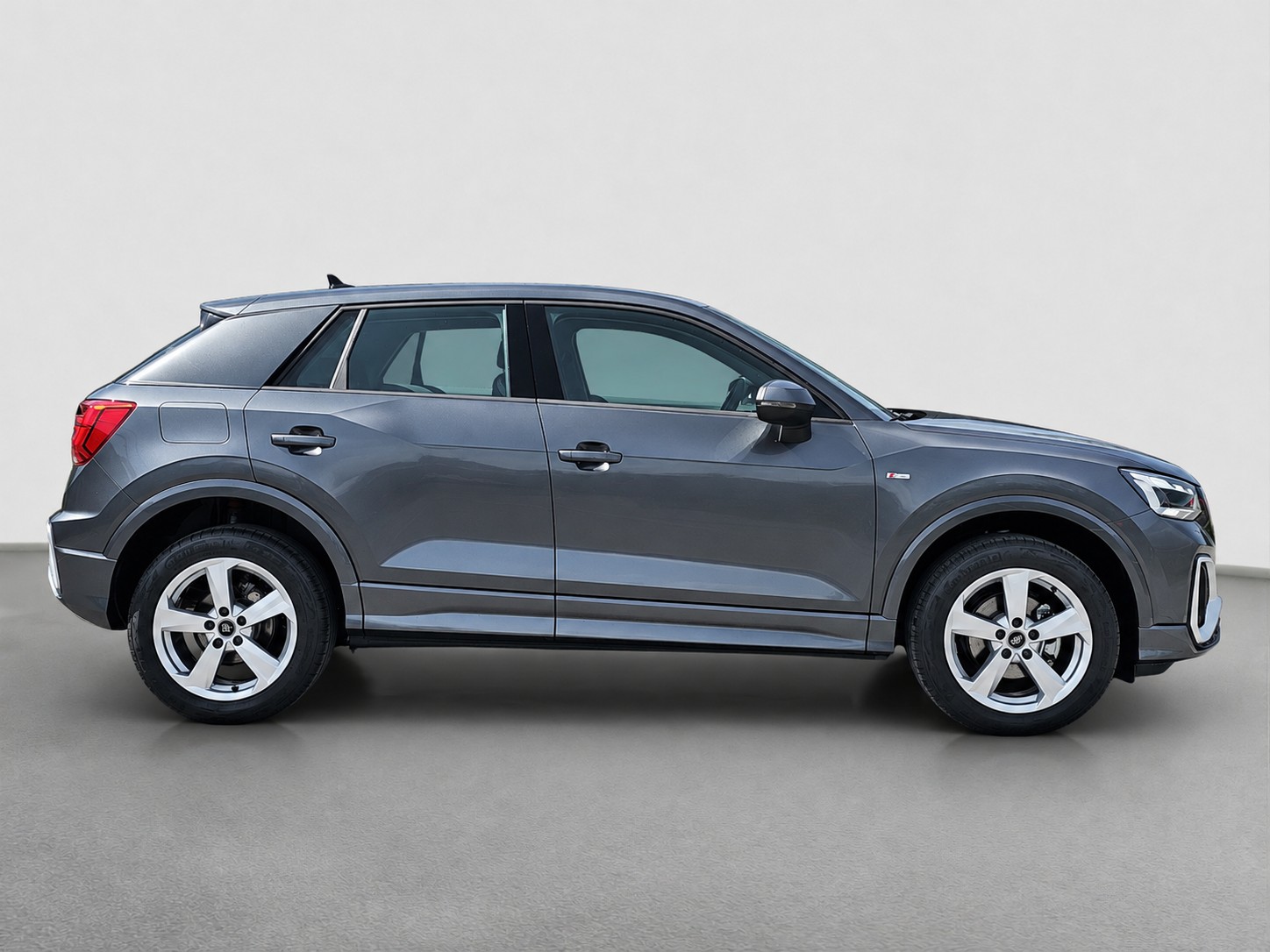 AUDI Q2 35 TFSI S line S-tronic-image-5