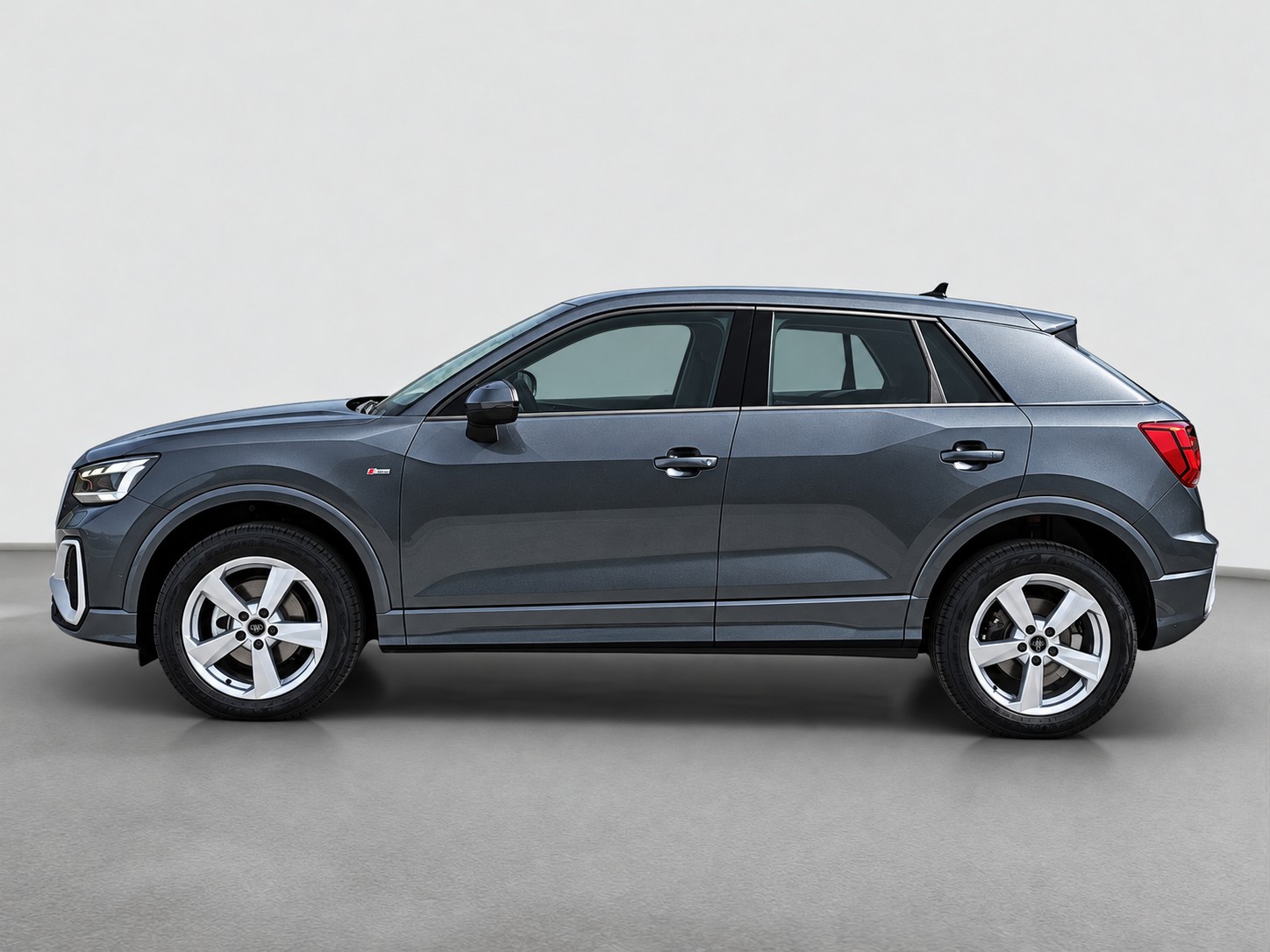 AUDI Q2 35 TFSI S line S-tronic-showroom-element-1
