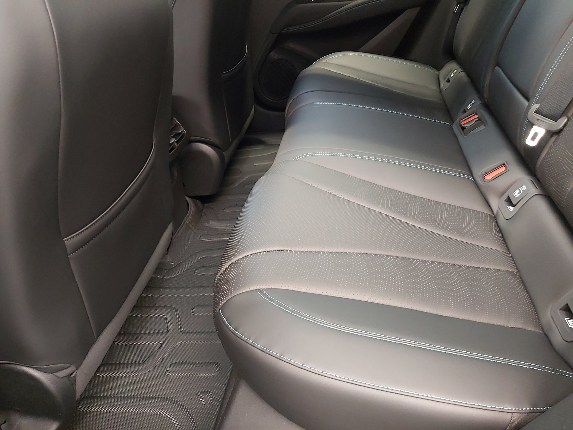 BYD Seal 6 DM-i Comfort-image-17