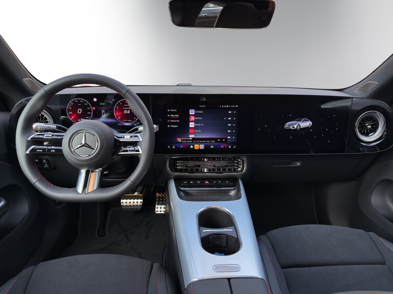 MERCEDES-BENZ CLA 200 8G-DCT 4Matic-image-11