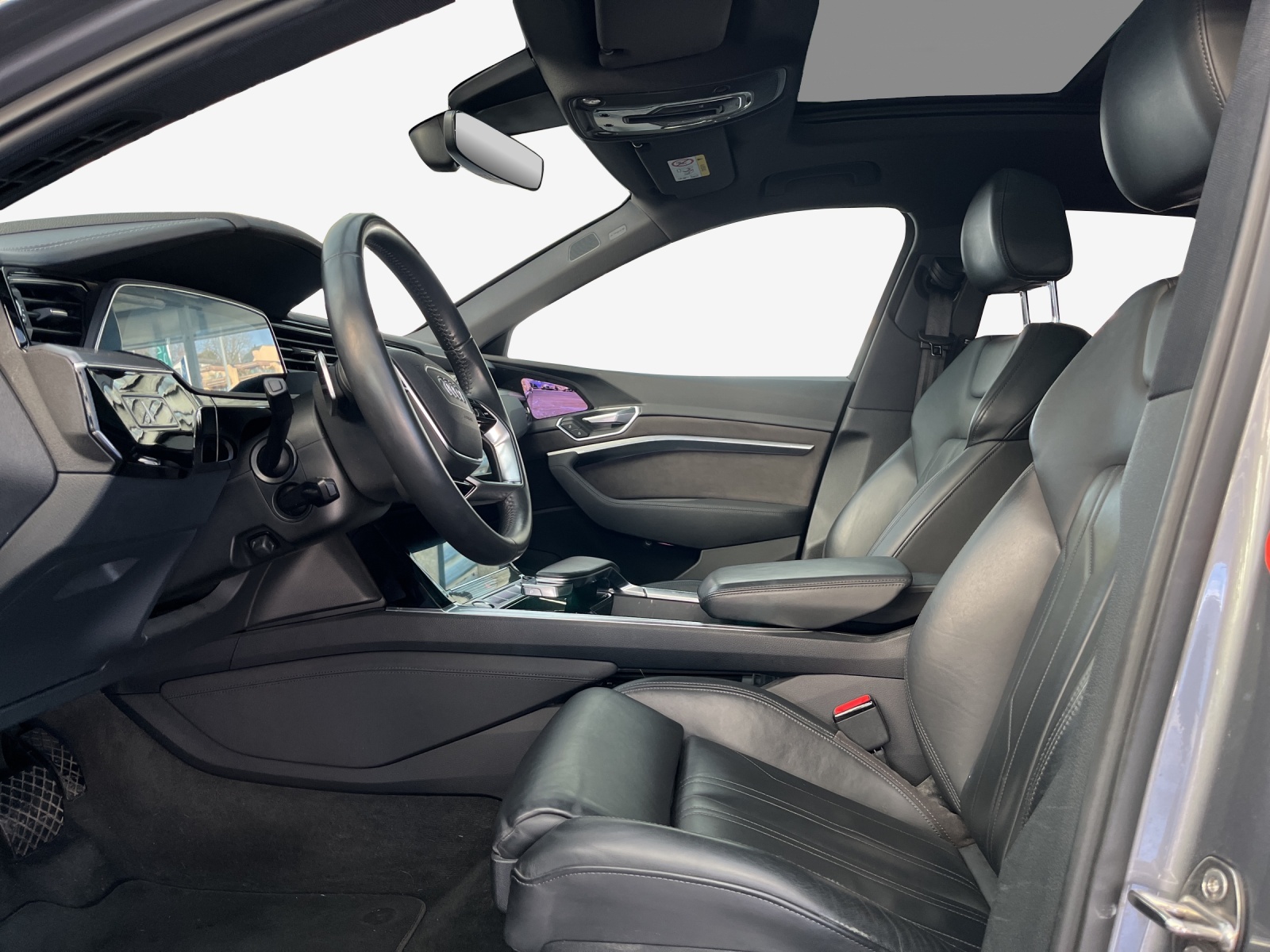AUDI e-tron 55 Advanced quattro-image-8
