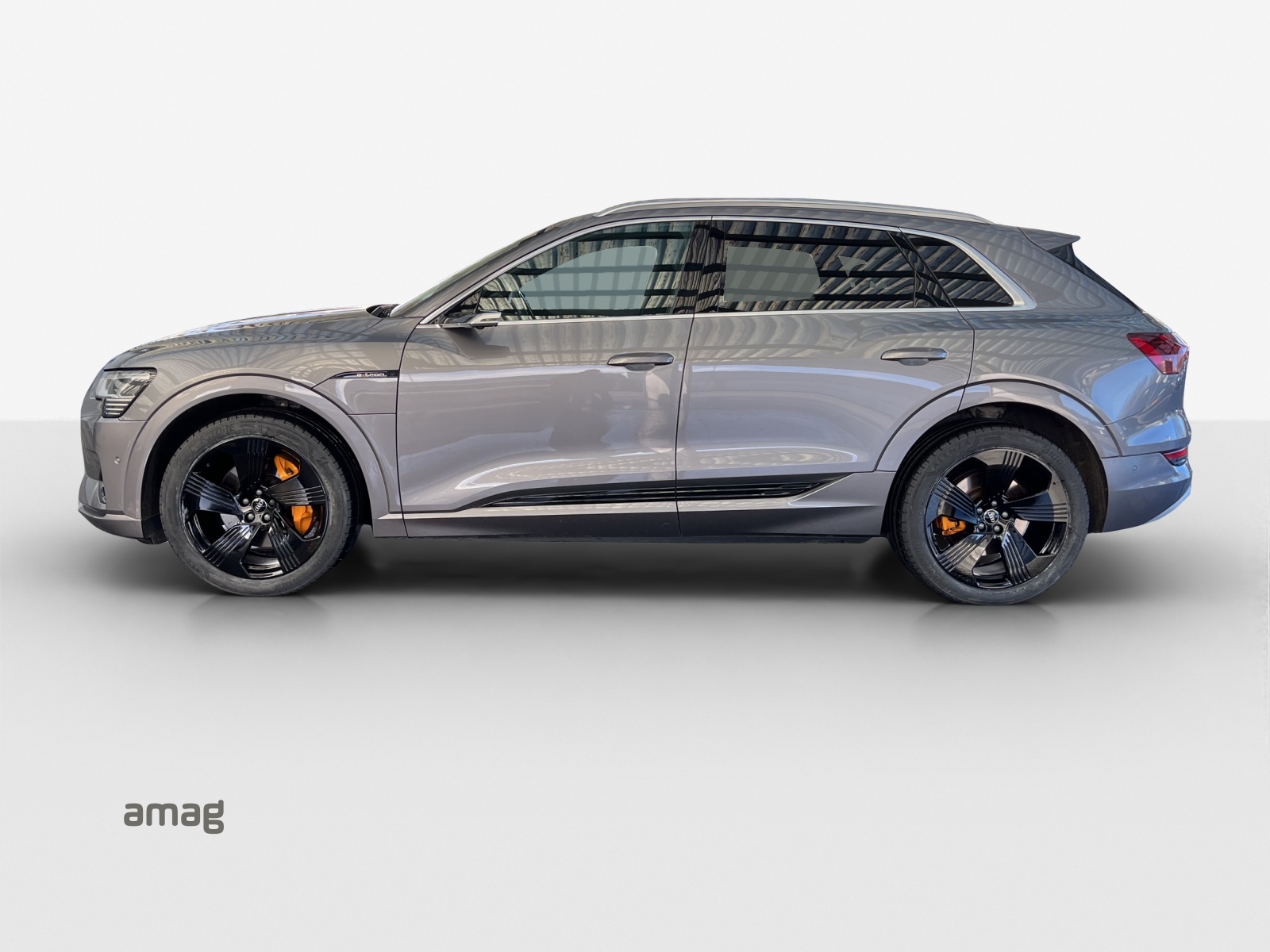 AUDI e-tron 55 Advanced quattro-image-1