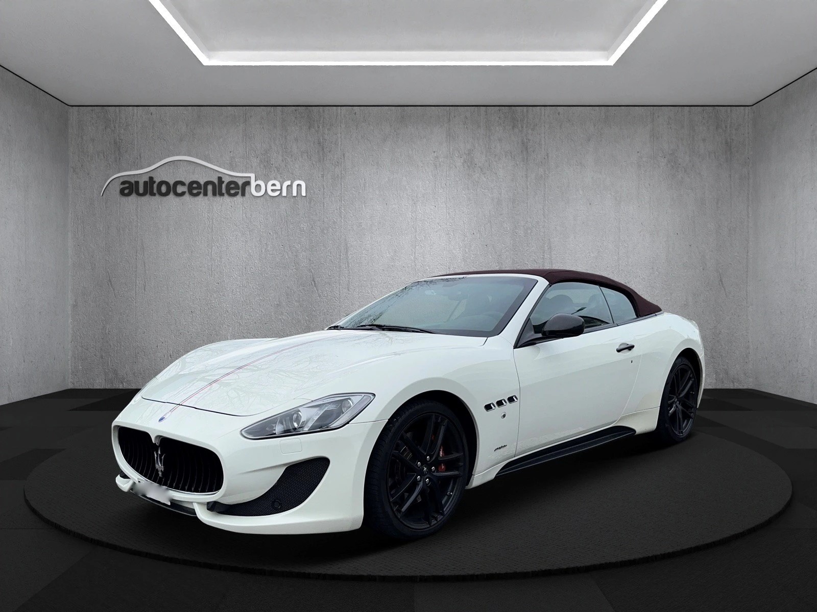 MASERATI GranCabrio Sport Automatica-image-2
